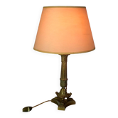 Ancien flambeau bronze laiton monté en lampe avec abat-jour, 44 cm C676
