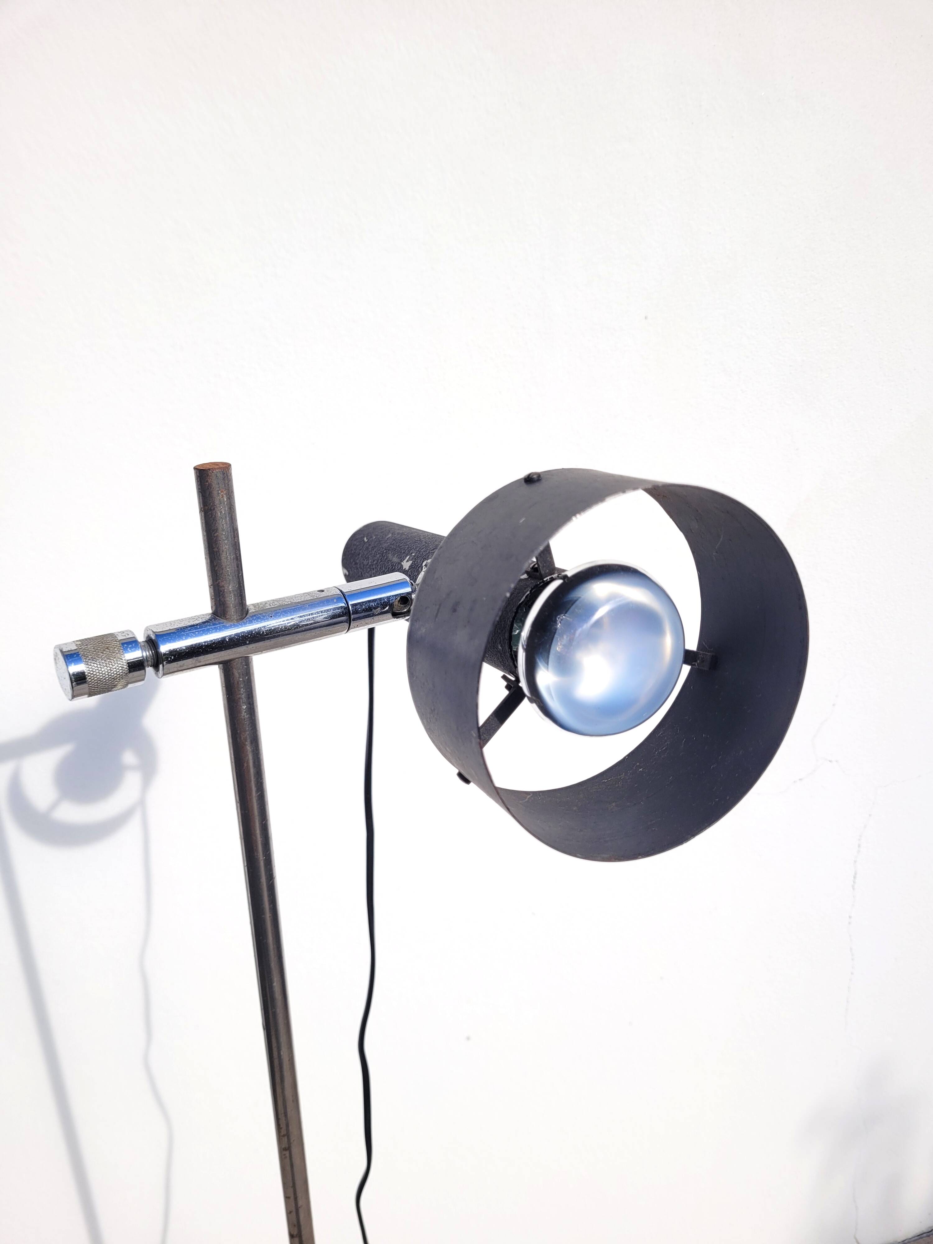 Lampadaire lampe spot vintage noir vers 1960