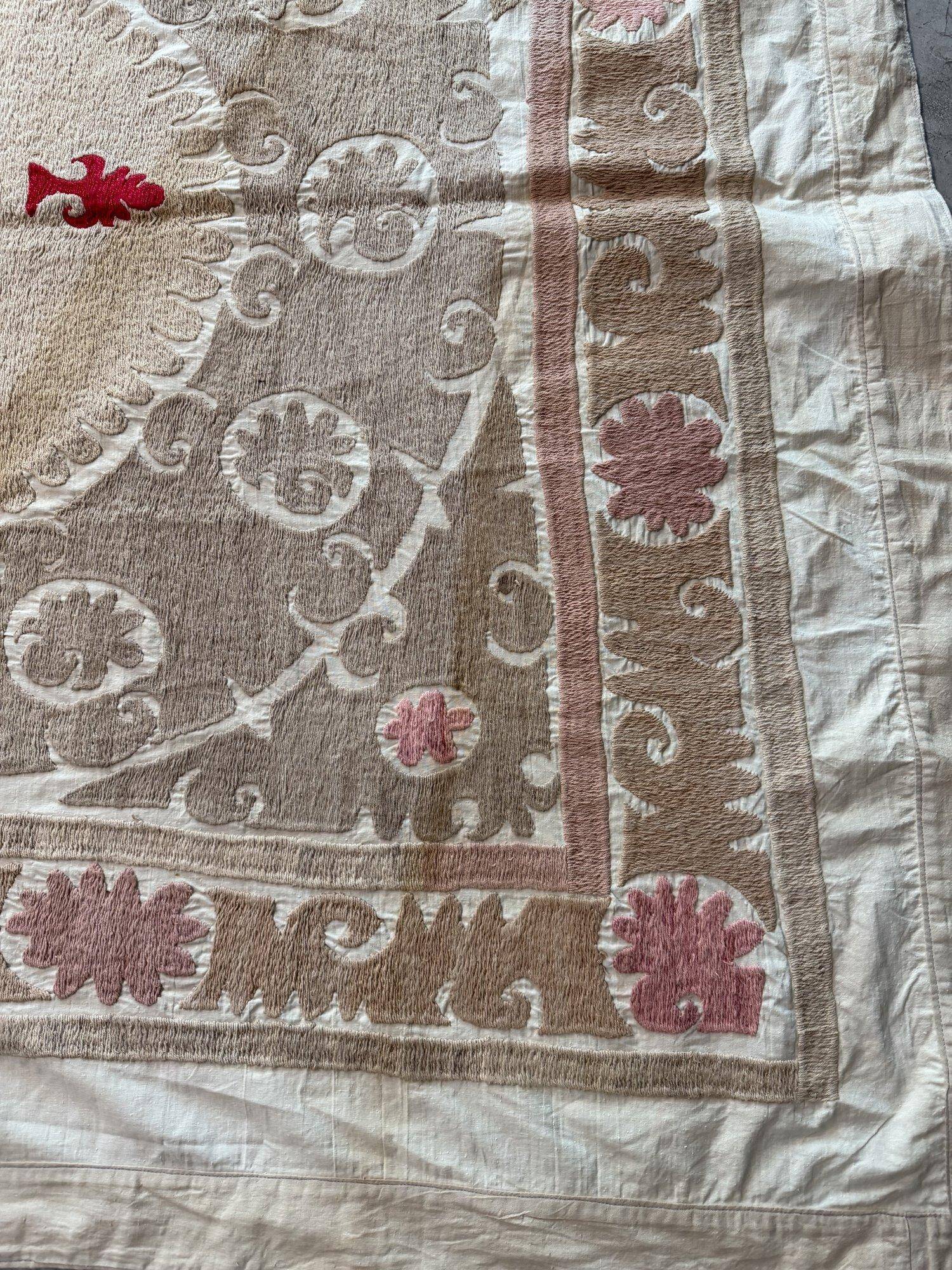 Vintage hand-embroidered tablecloth 168x138 cm