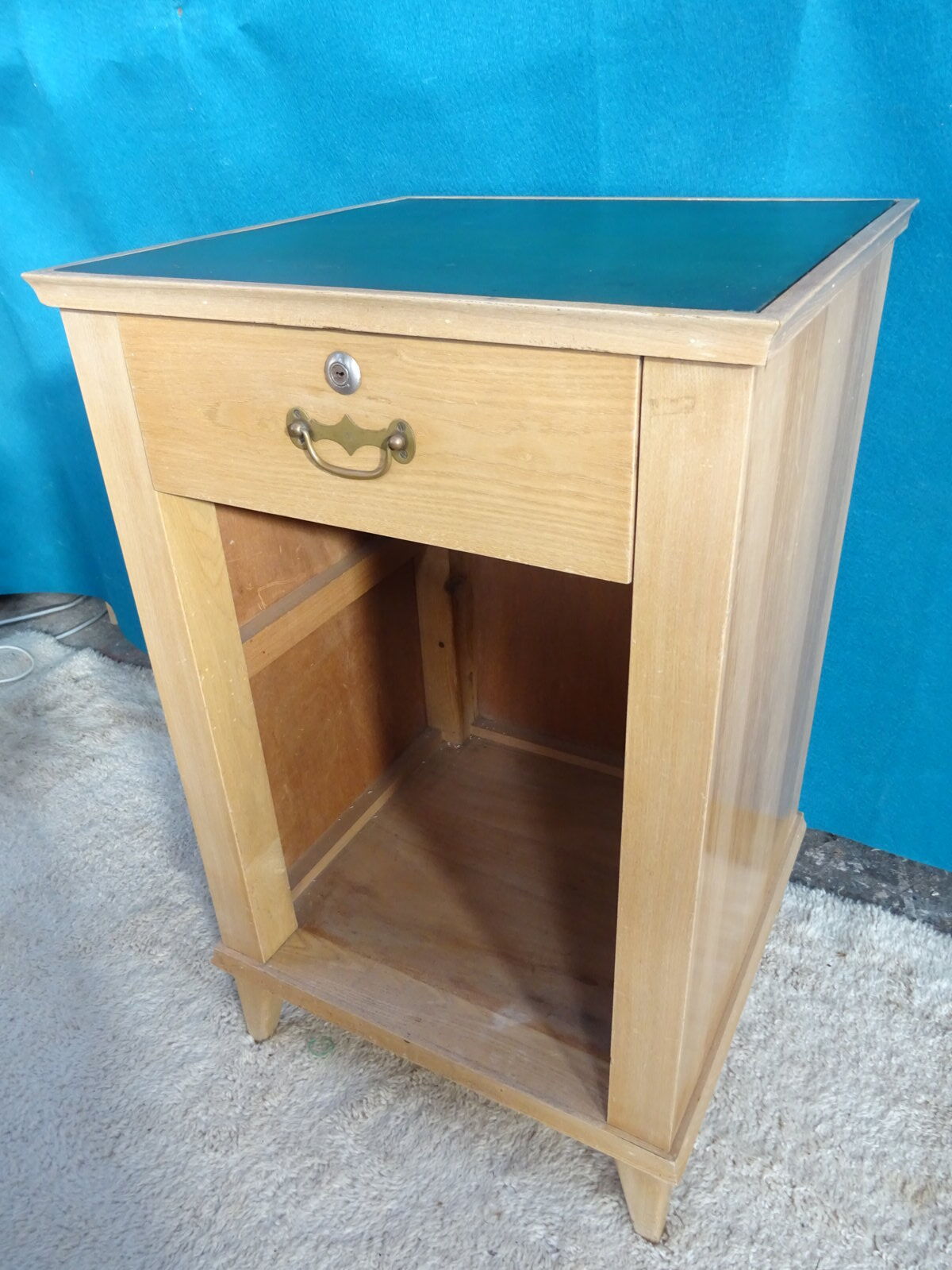 Store checkout counter 50s