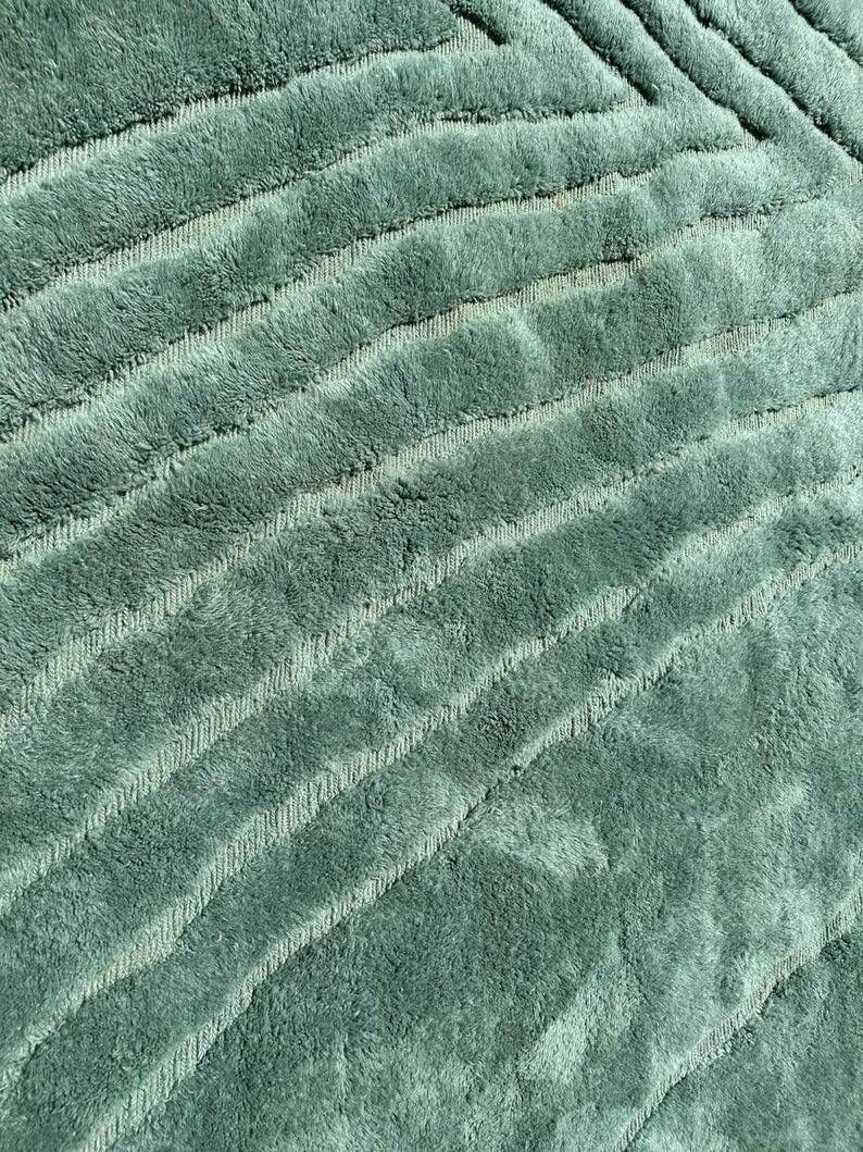 Large emerald green Mrirt Moroccan rug 300x300 cm – high-end
