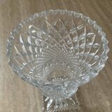 Vase vintage sur pied en cristal ciselé