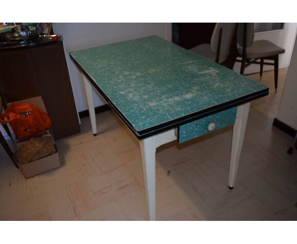 Year 60 formica table with extension cord and drawer | Selency