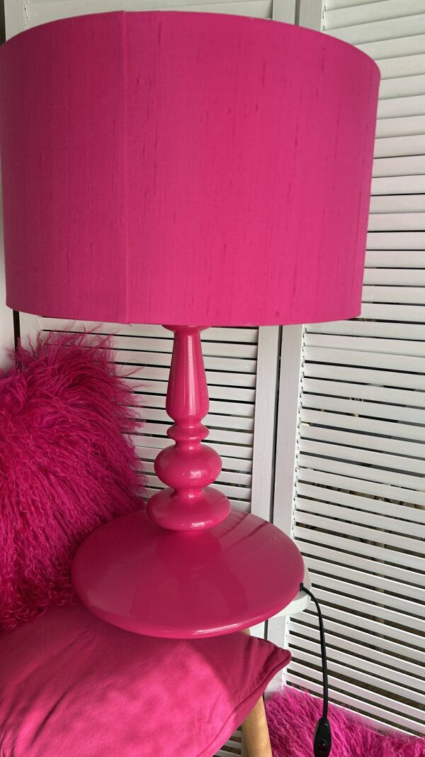 Lampe Spindle fuchsia laquée Habitat - années 2000