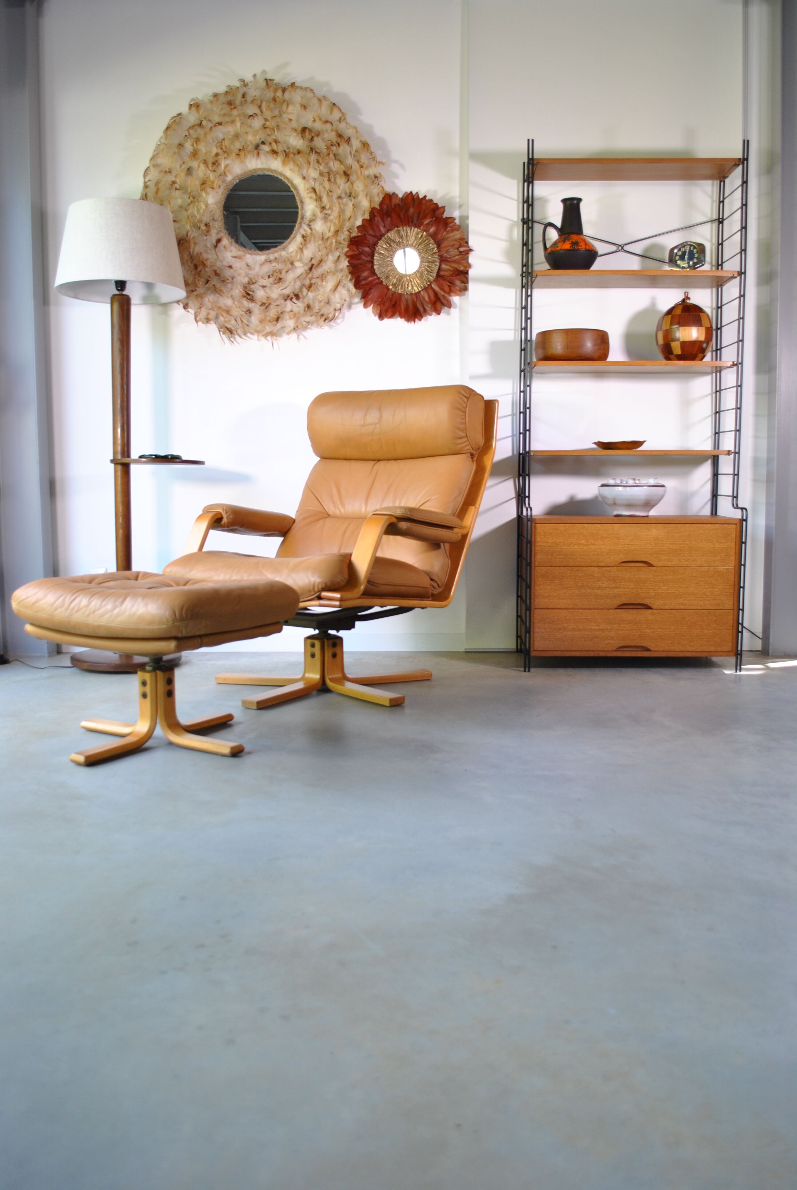 Wooden floor lamp 1960