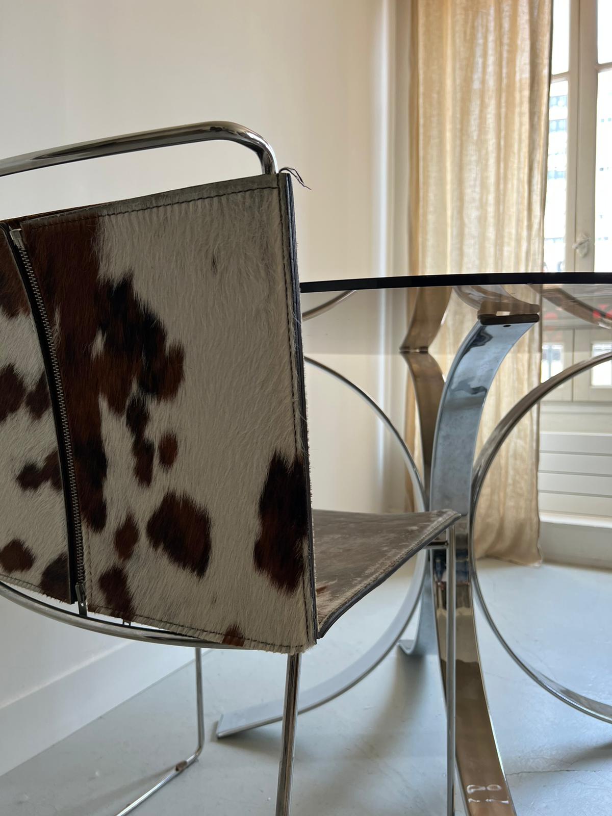 Dining table tulip metal and smoked glass 1970