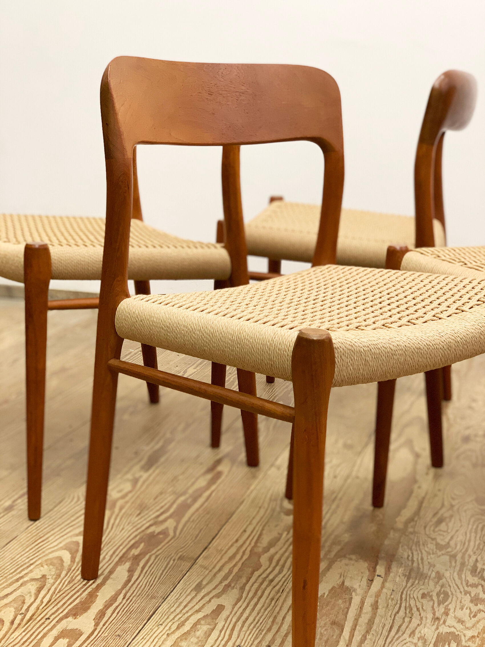 Chaises modèle 75 par Niels O. Møller pour J.L. Moller, Danemark, années 1950