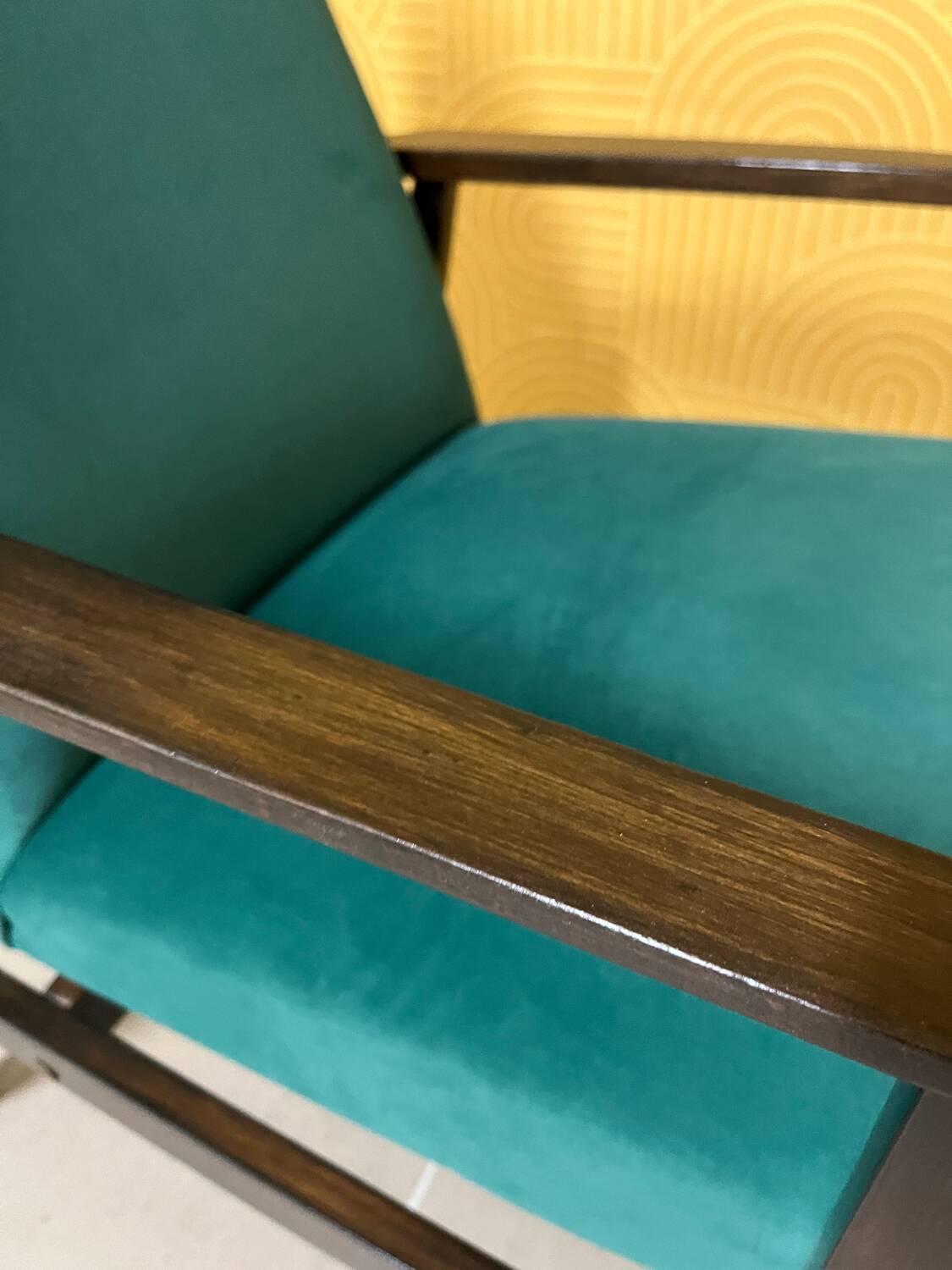 Fauteuil type 300-190 des années 70 Śnieżka