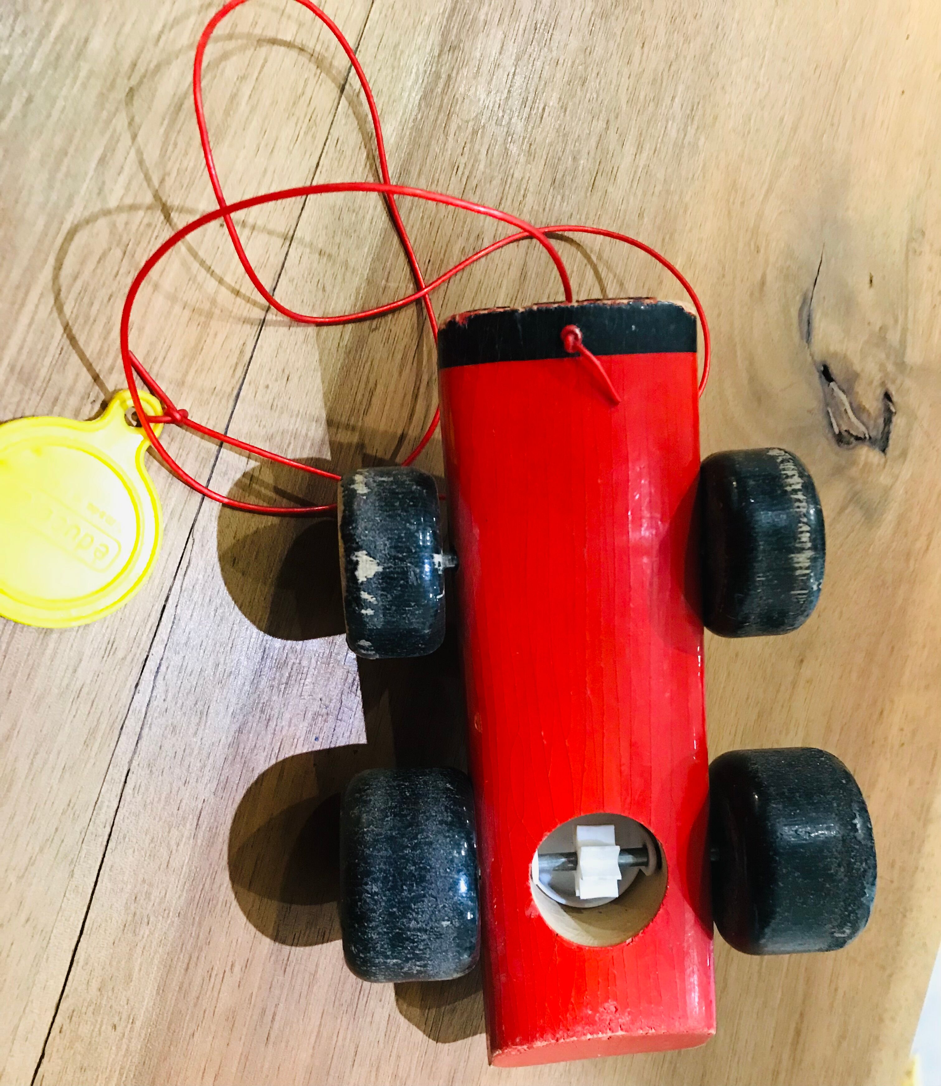 Vintage Educalux racing car to shoot