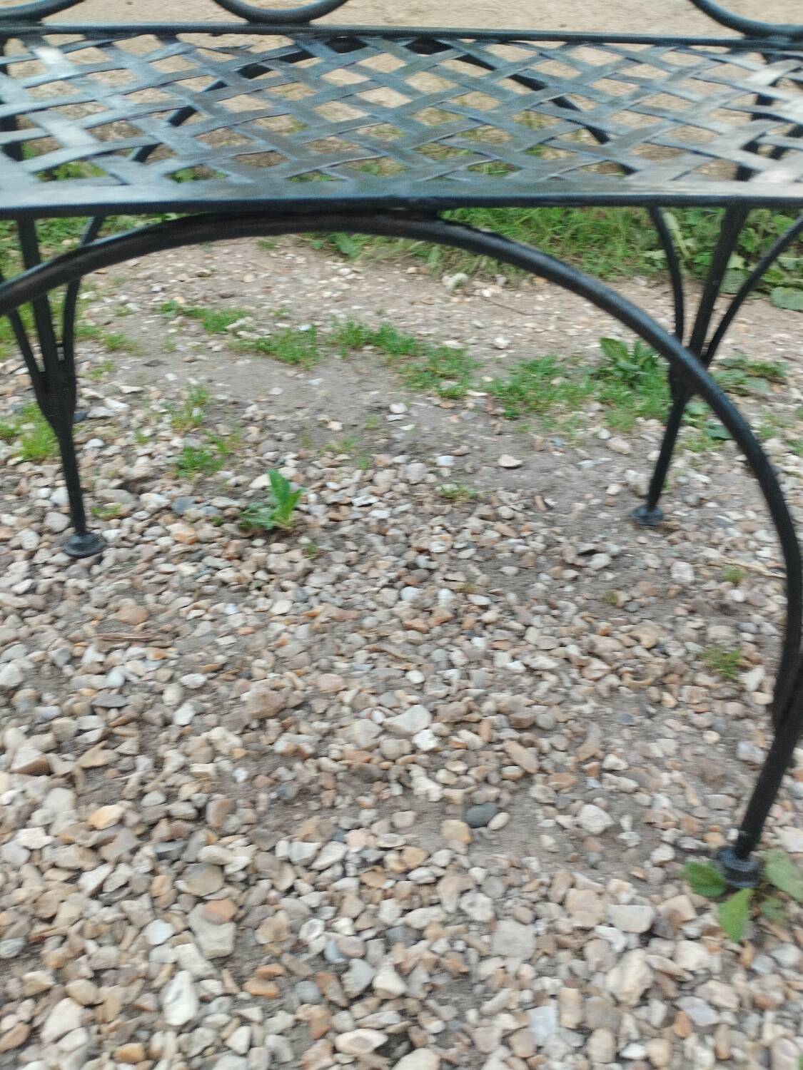 Banc de jardin en fer ancien