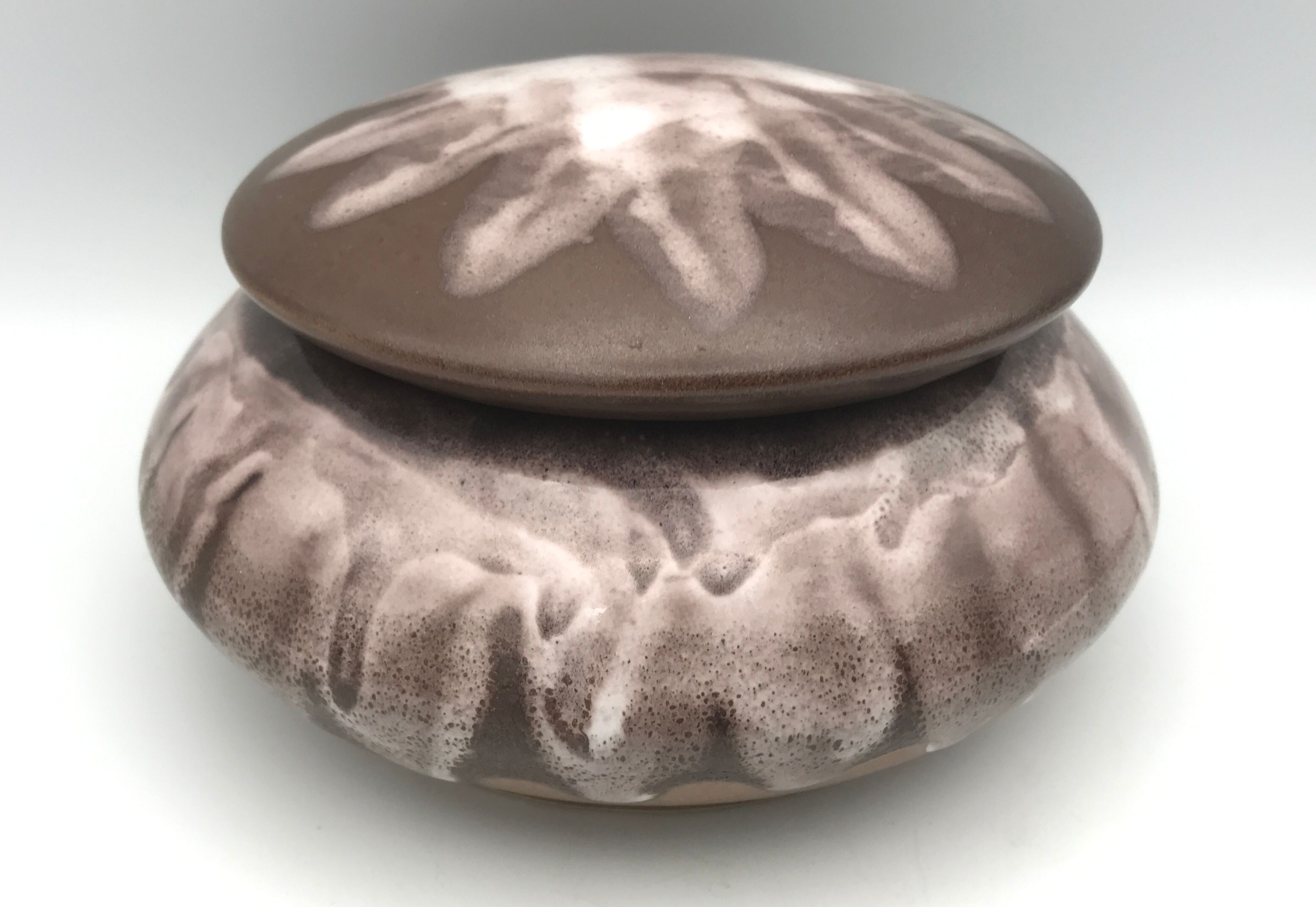 Bonbonnière in porcelain stoneware flamed alphonse mouton - alpho - 16 cm