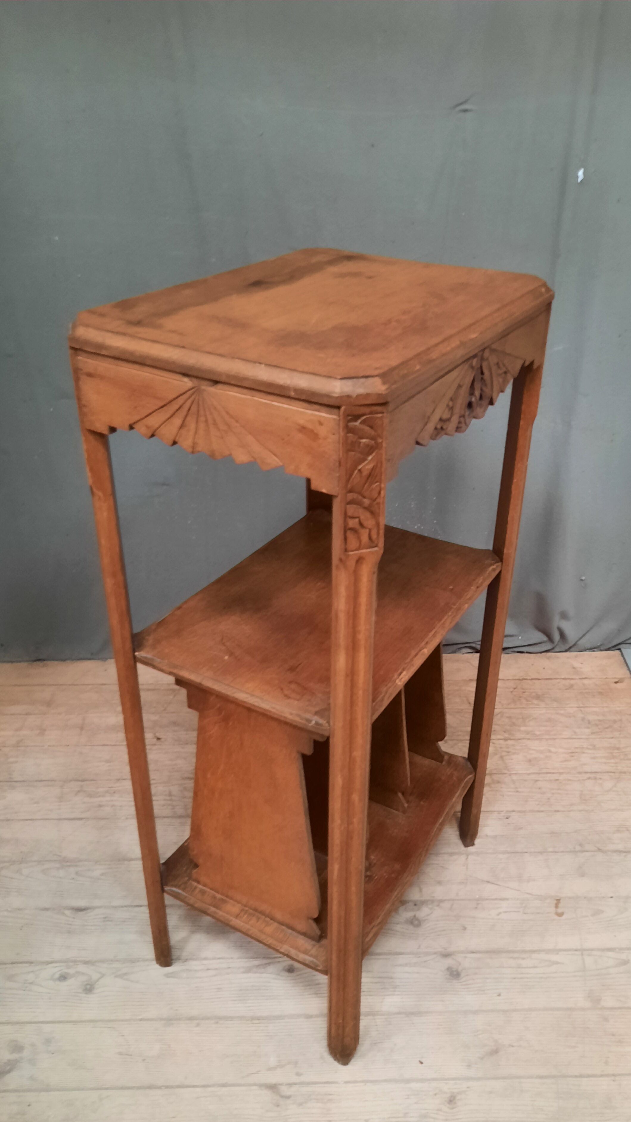 Meuble à musique art deco