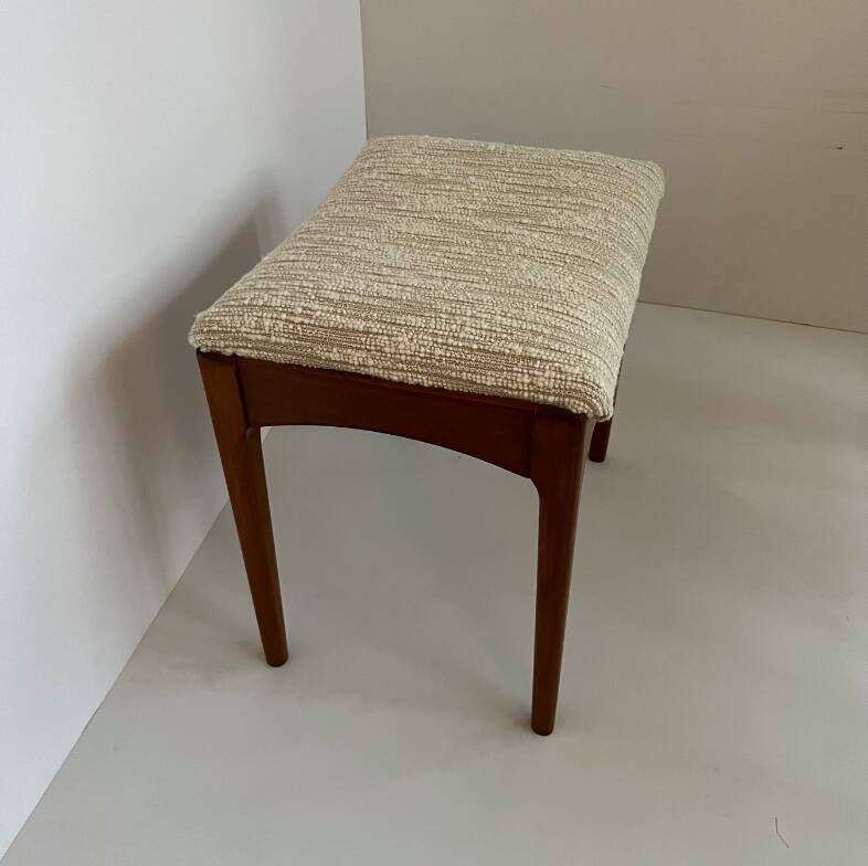 Ottoman footrest seat in teak and ecru fabric