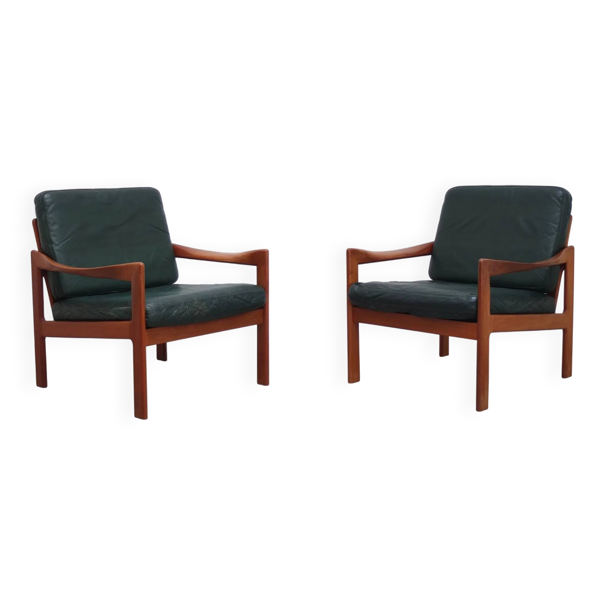 Danish pair of easy chairs by Illum Wikkelsø for Niels Eilersen, 1960s