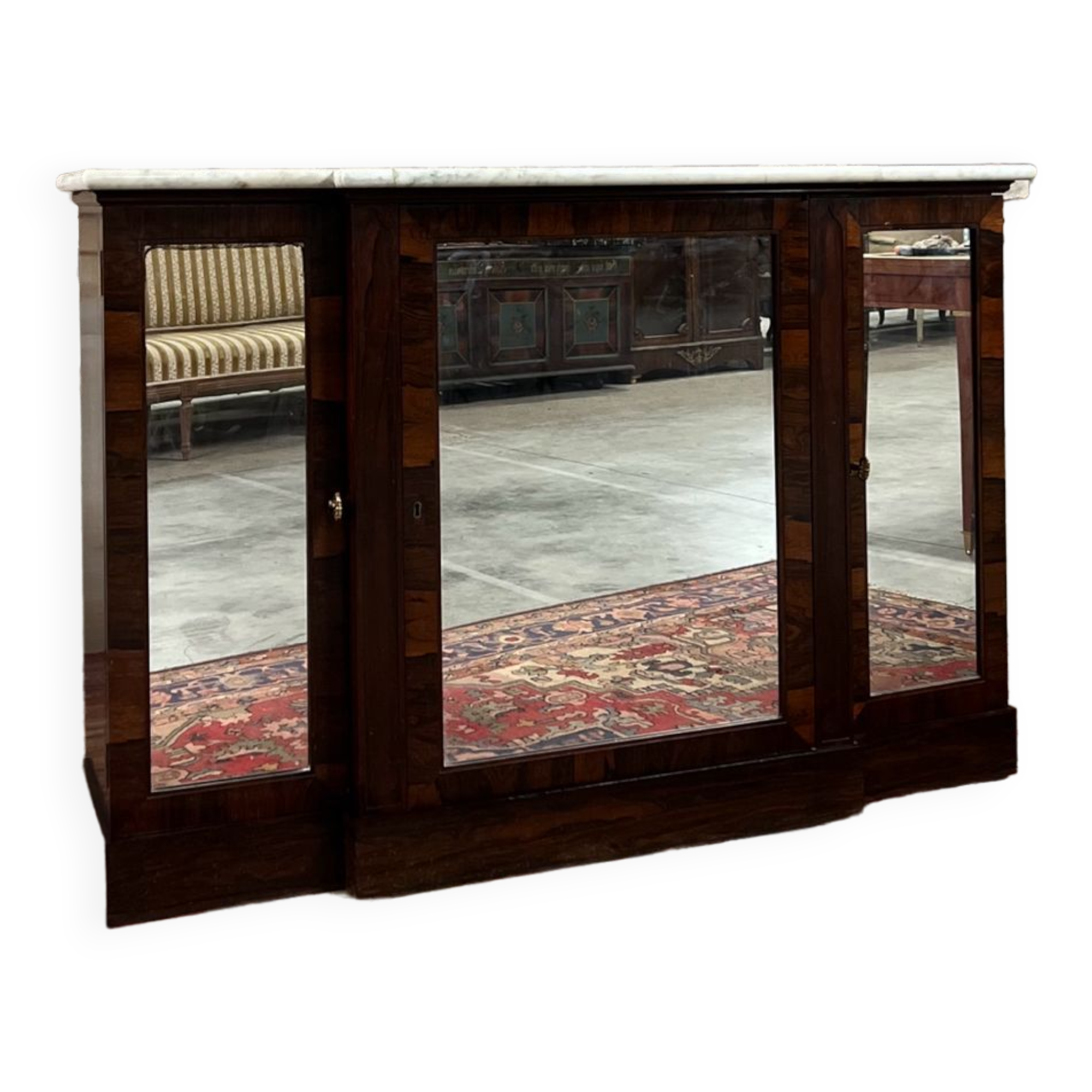 Buffet With Projection At Support Height In Rosewood From Restoration Period 19th Century