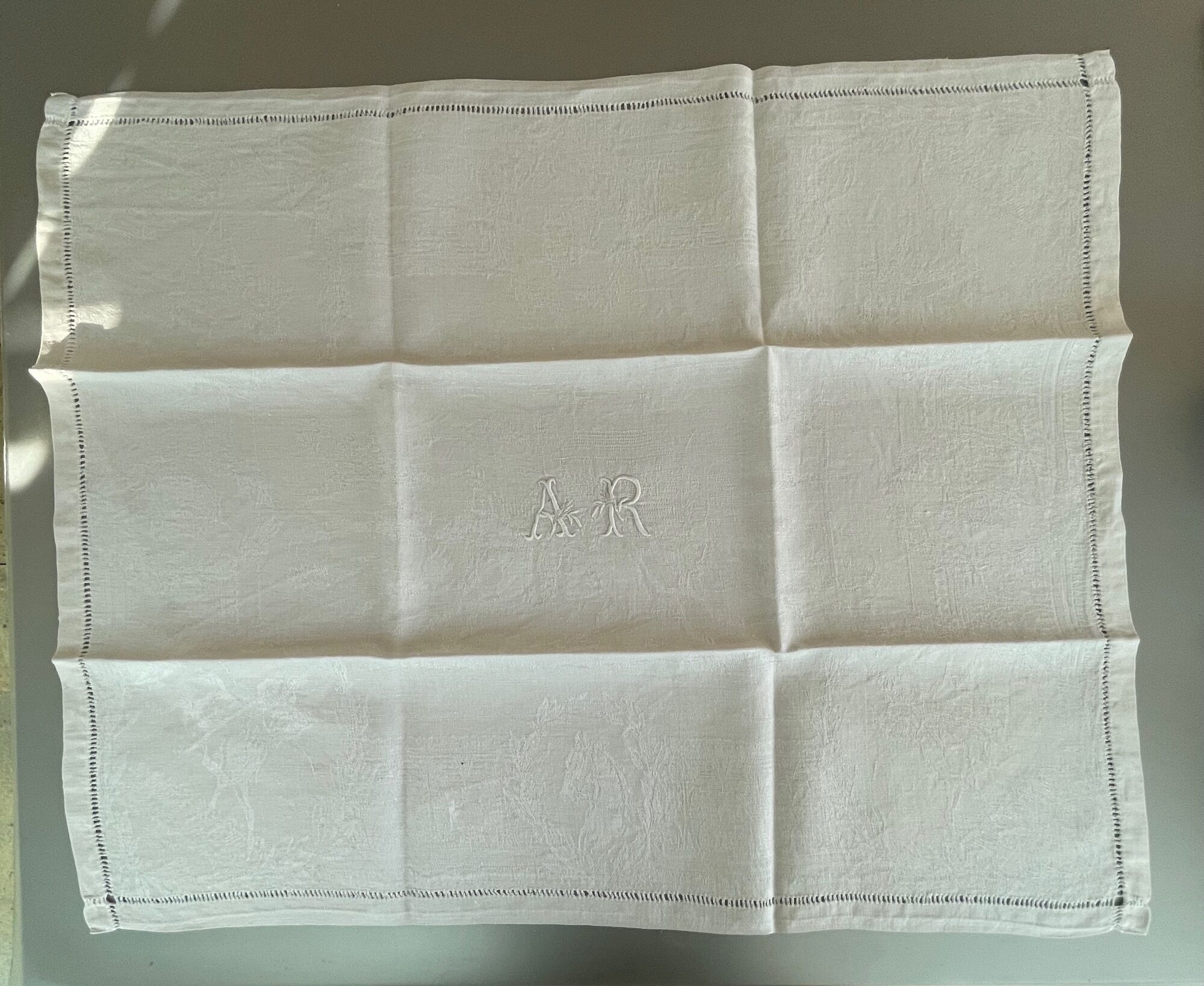 7 antique damask napkins with horse monogram decoration AR - Antique french linen