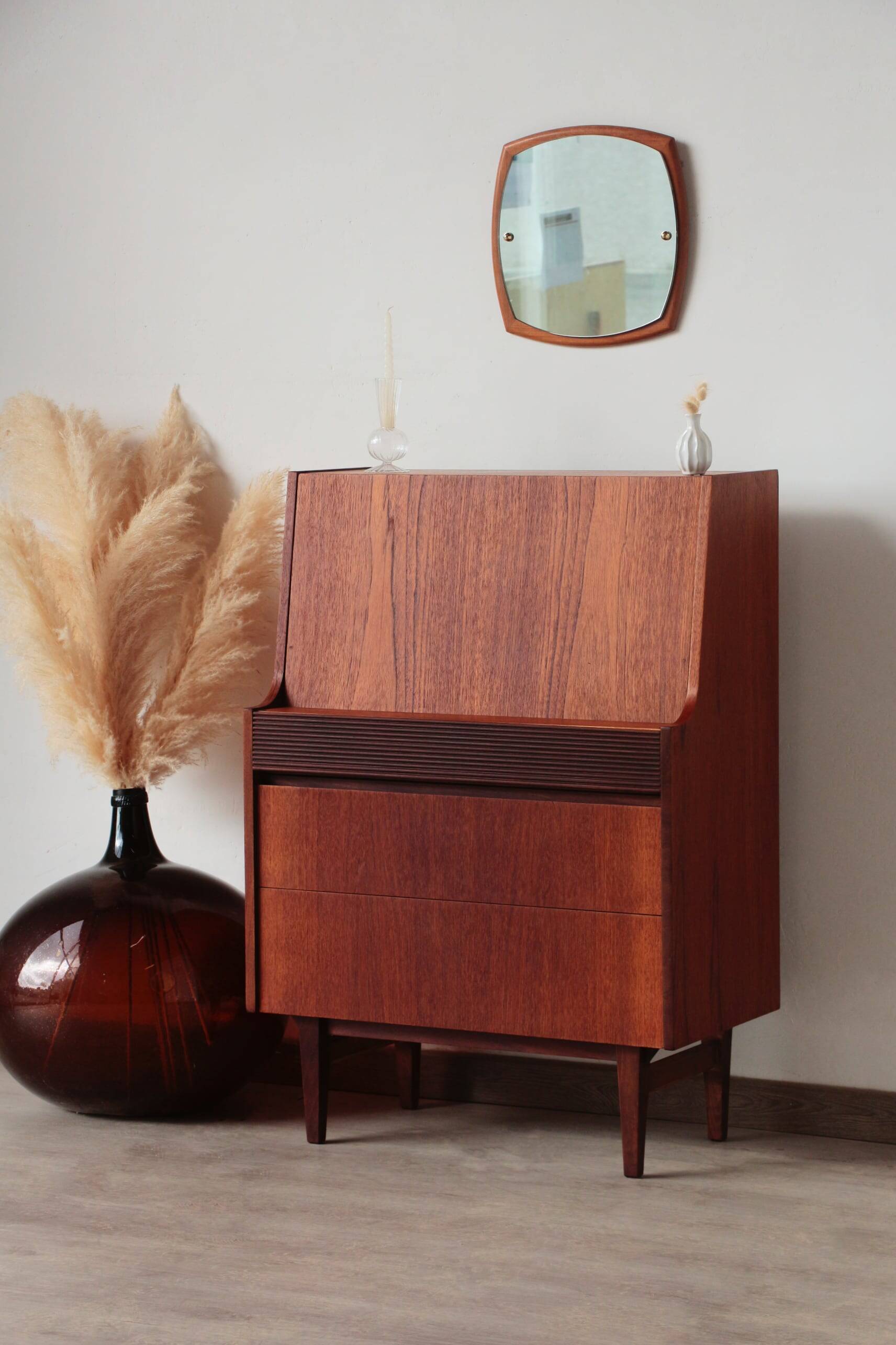 Vintage teak desk by Elliots of Newbury – 1960s design