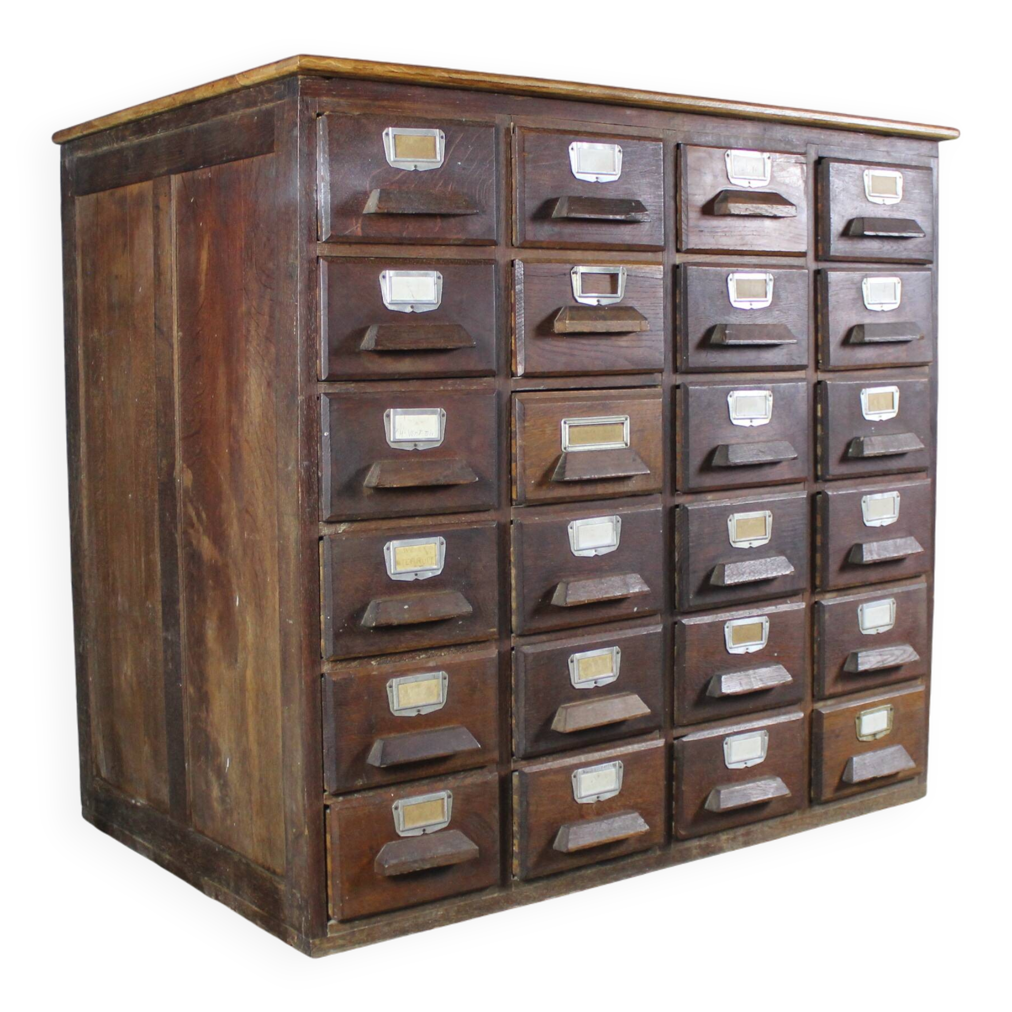 24-drawer trade furniture with label holder