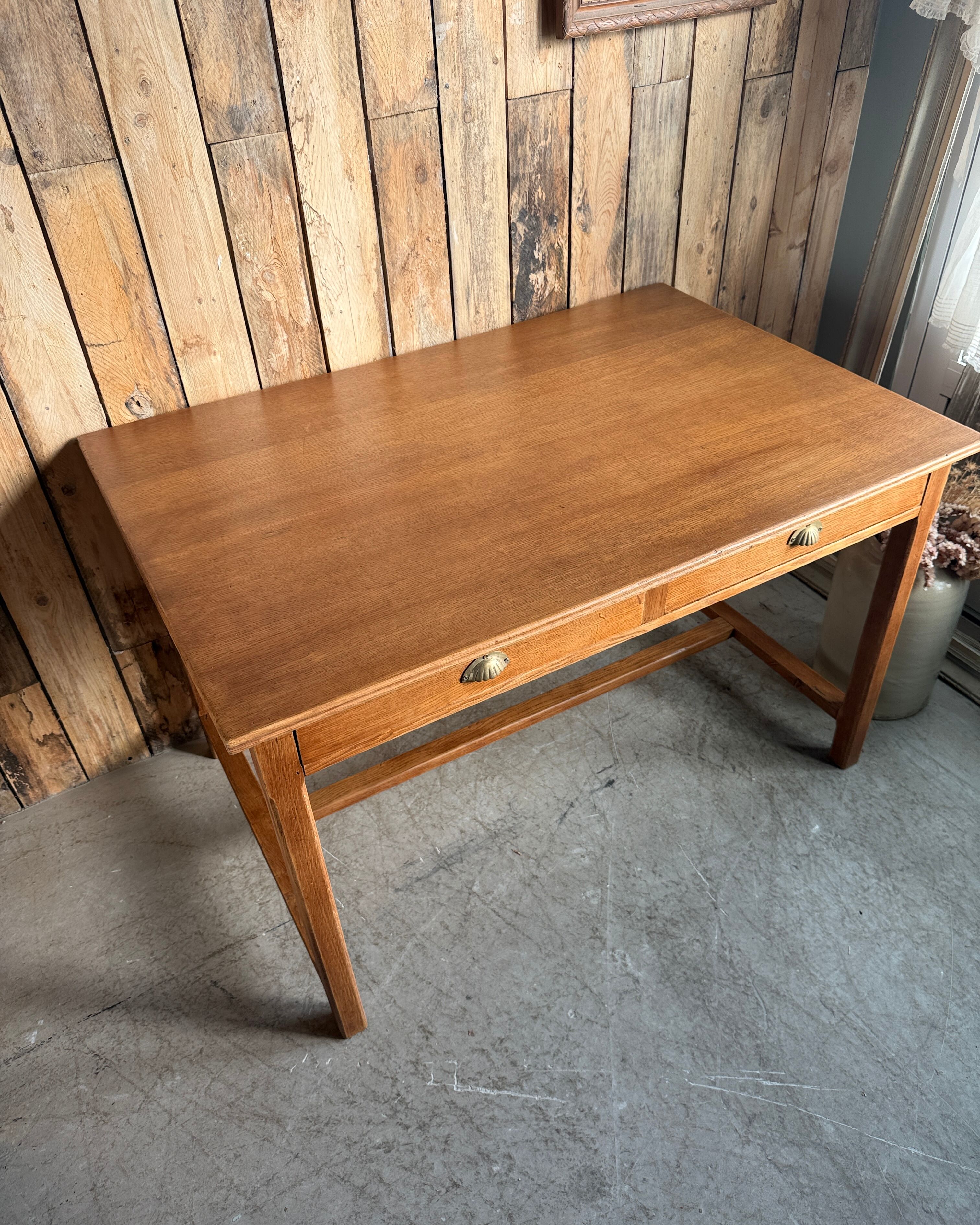 Vintage oak desk from the 1950s (renovated)