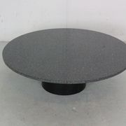 Mid-century  granite stone round coffee table, 1970's italy
