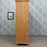 Large English wardrobe in solid pine (renovated)