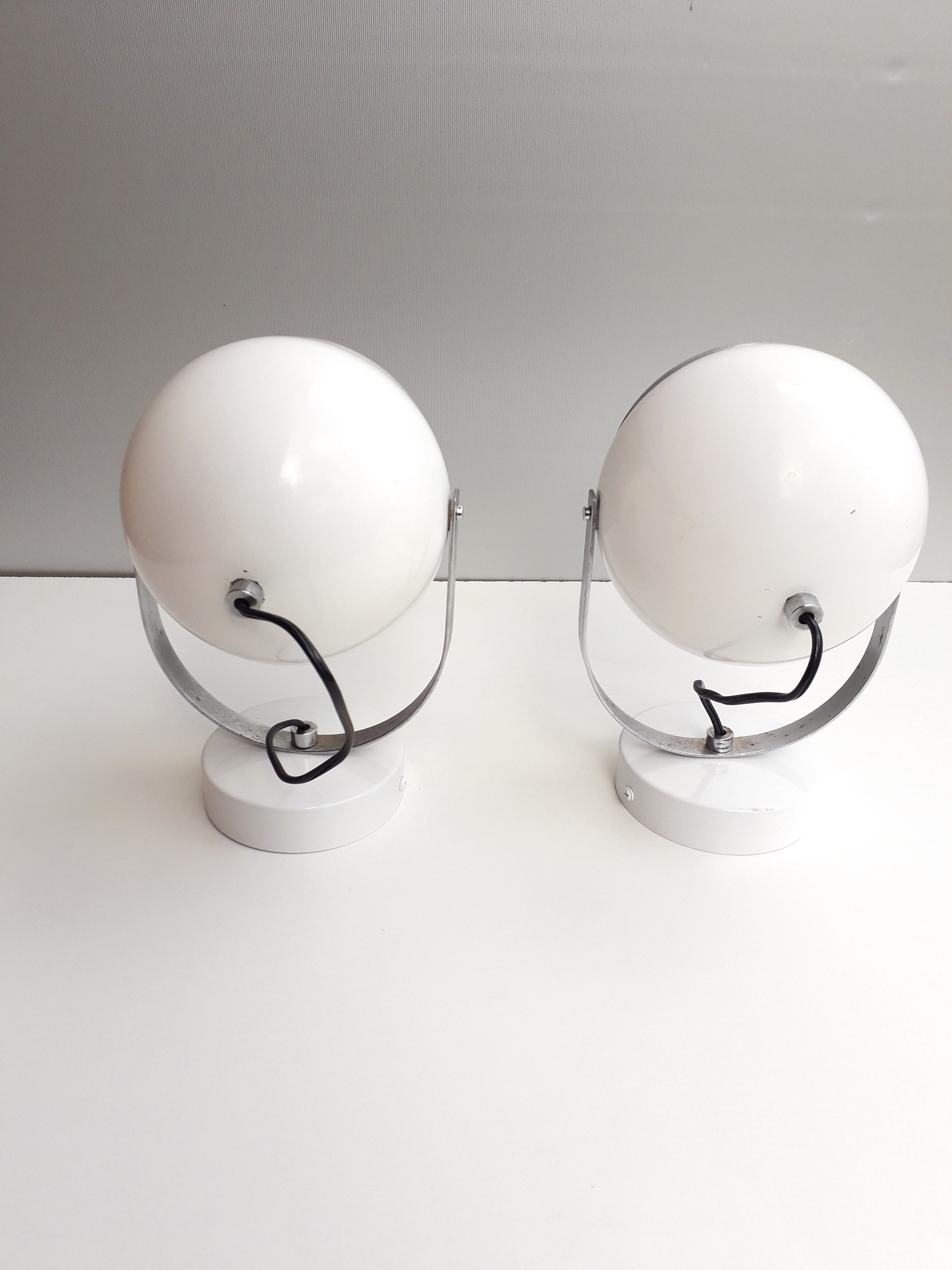 Pair of wall lights eyeball - lacquered white -1970
