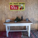 Farm table