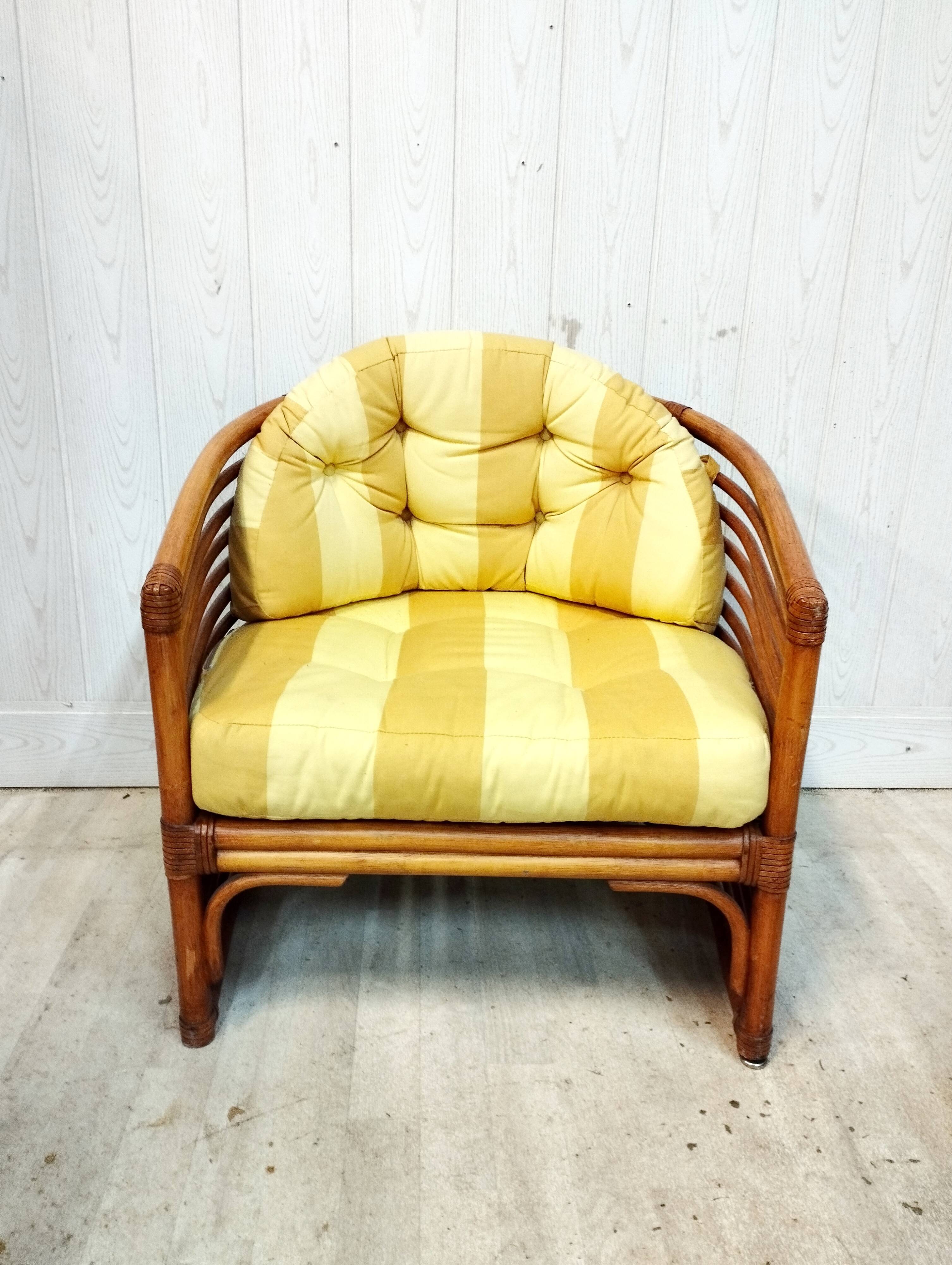 Bench and its bamboo and rattan armchair