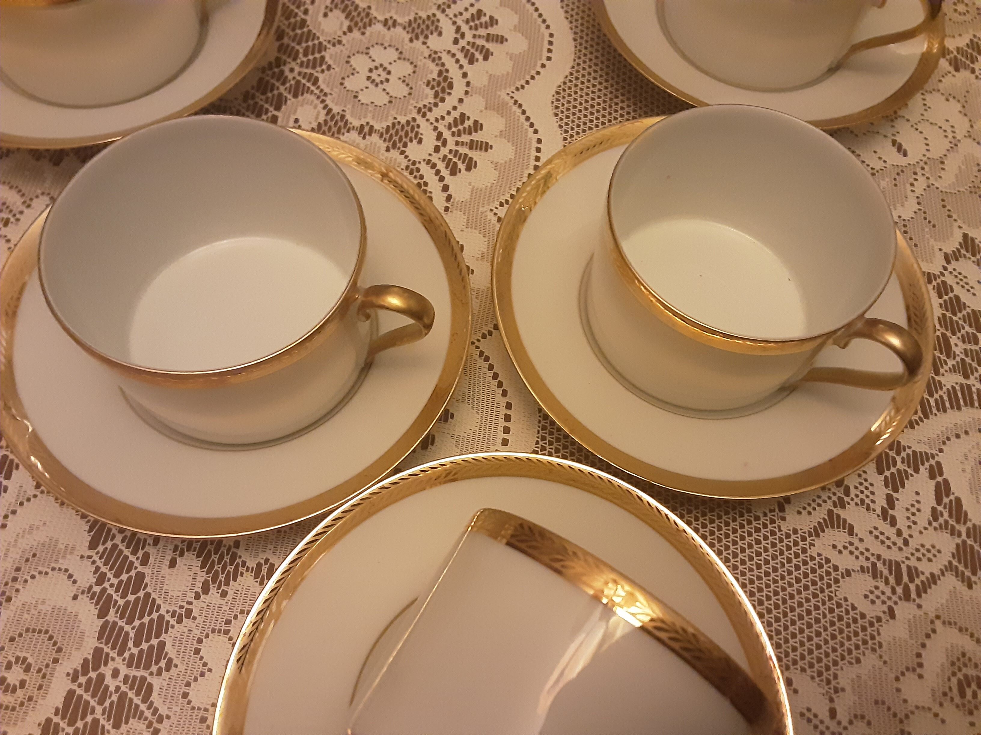 5 tasses et sous tasses  porcelaine limoges  gda