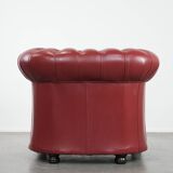 Amazing English cowhide Chesterfield armchair in a stunning red colour