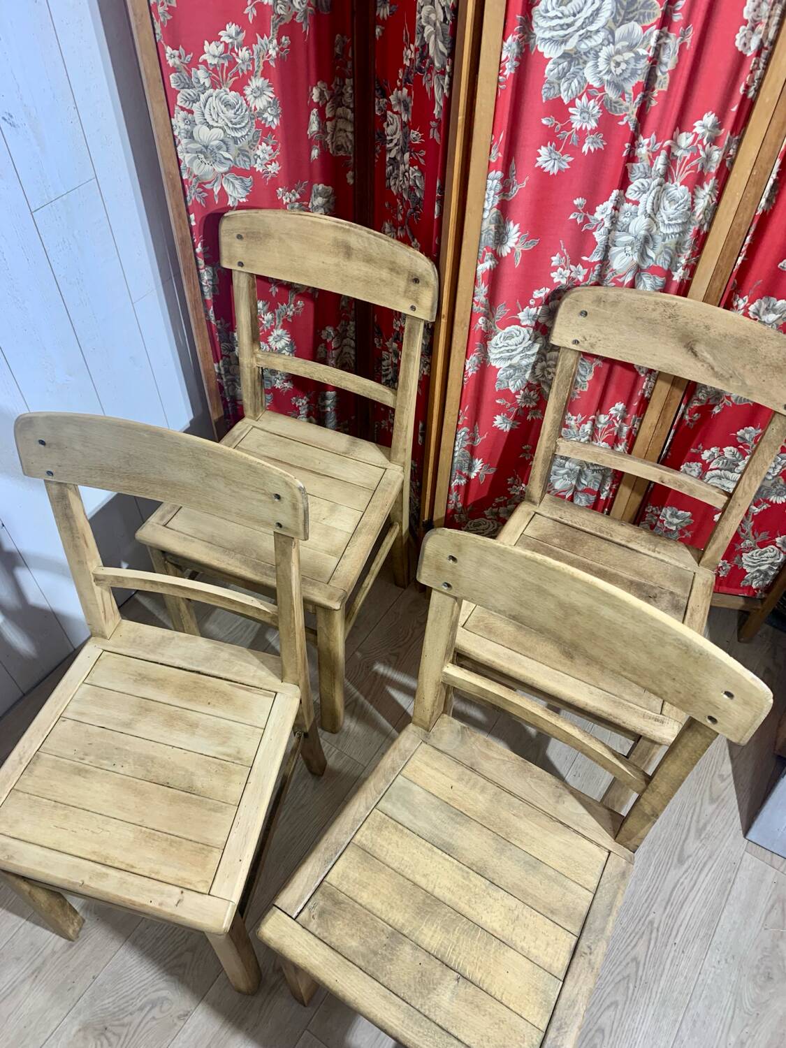 Lot de chaise