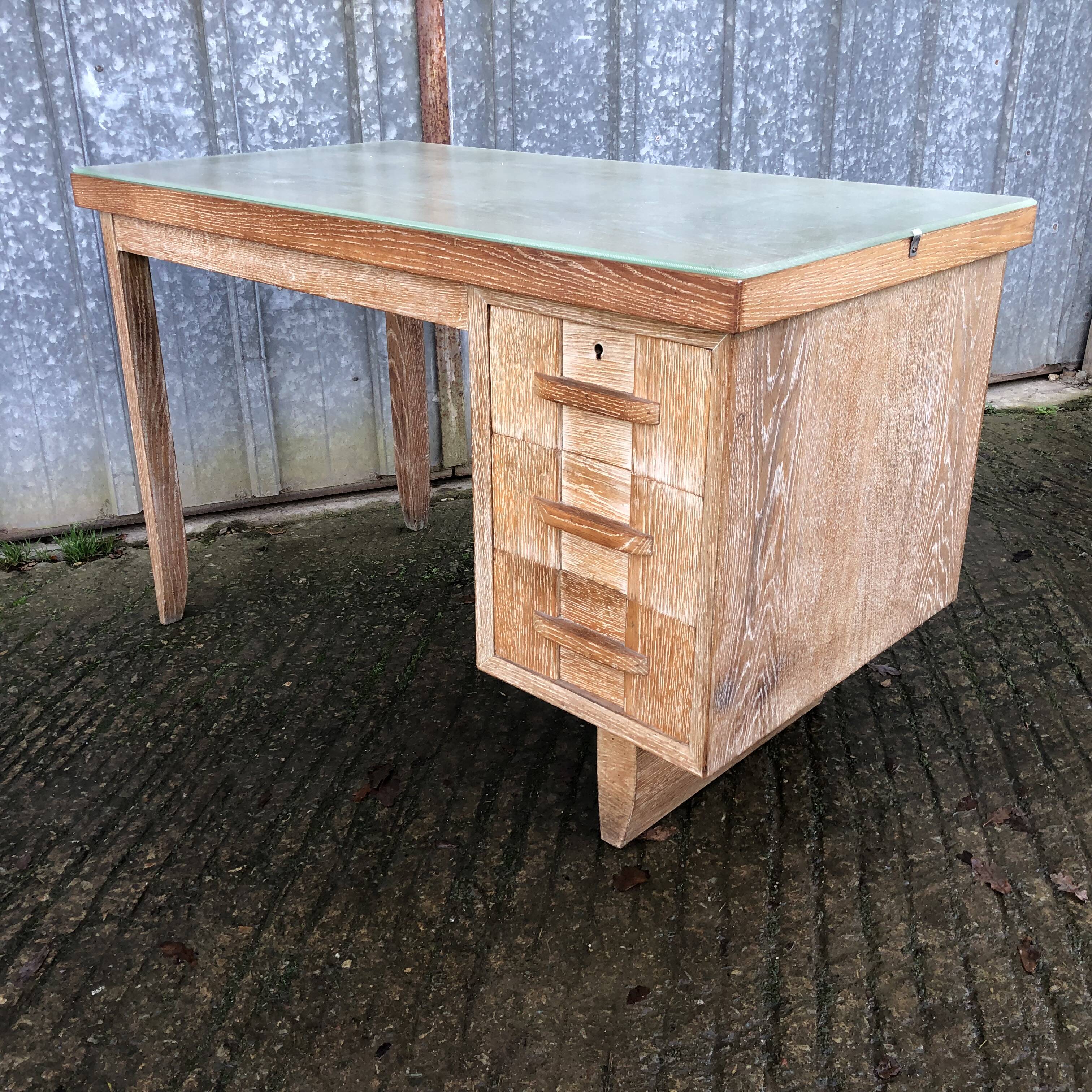 Bureau vintage en chêne lasuré à 3 tiroirs a caisson