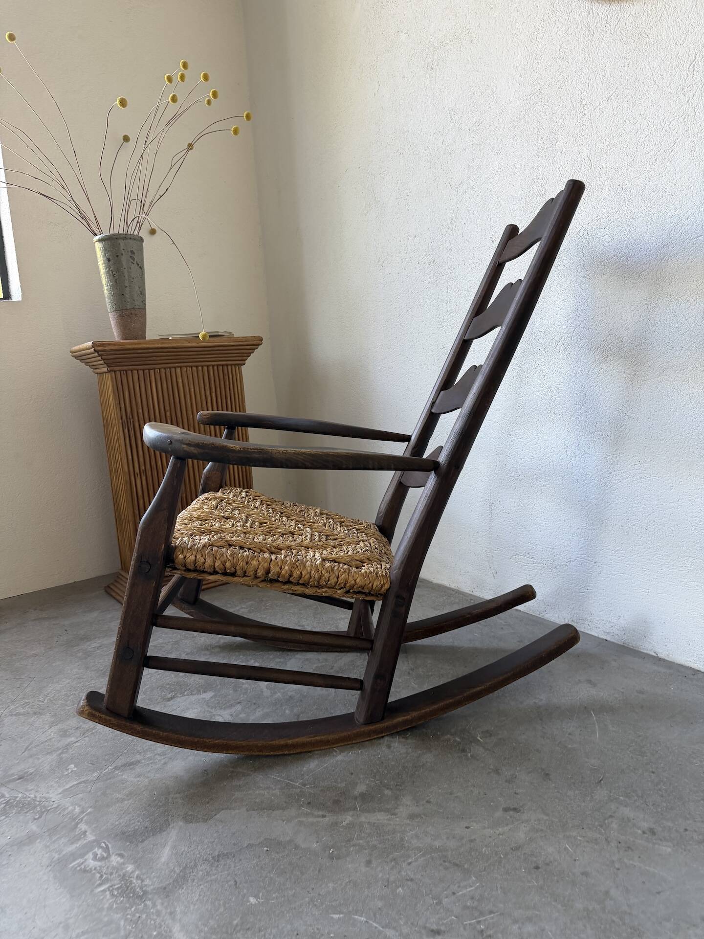 Rocking chair 1900 France cord