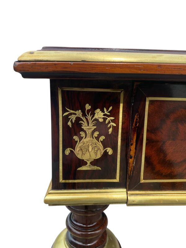 Table bureau en marqueterie Napoleon III