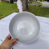 Enamelled cast iron fondue pan