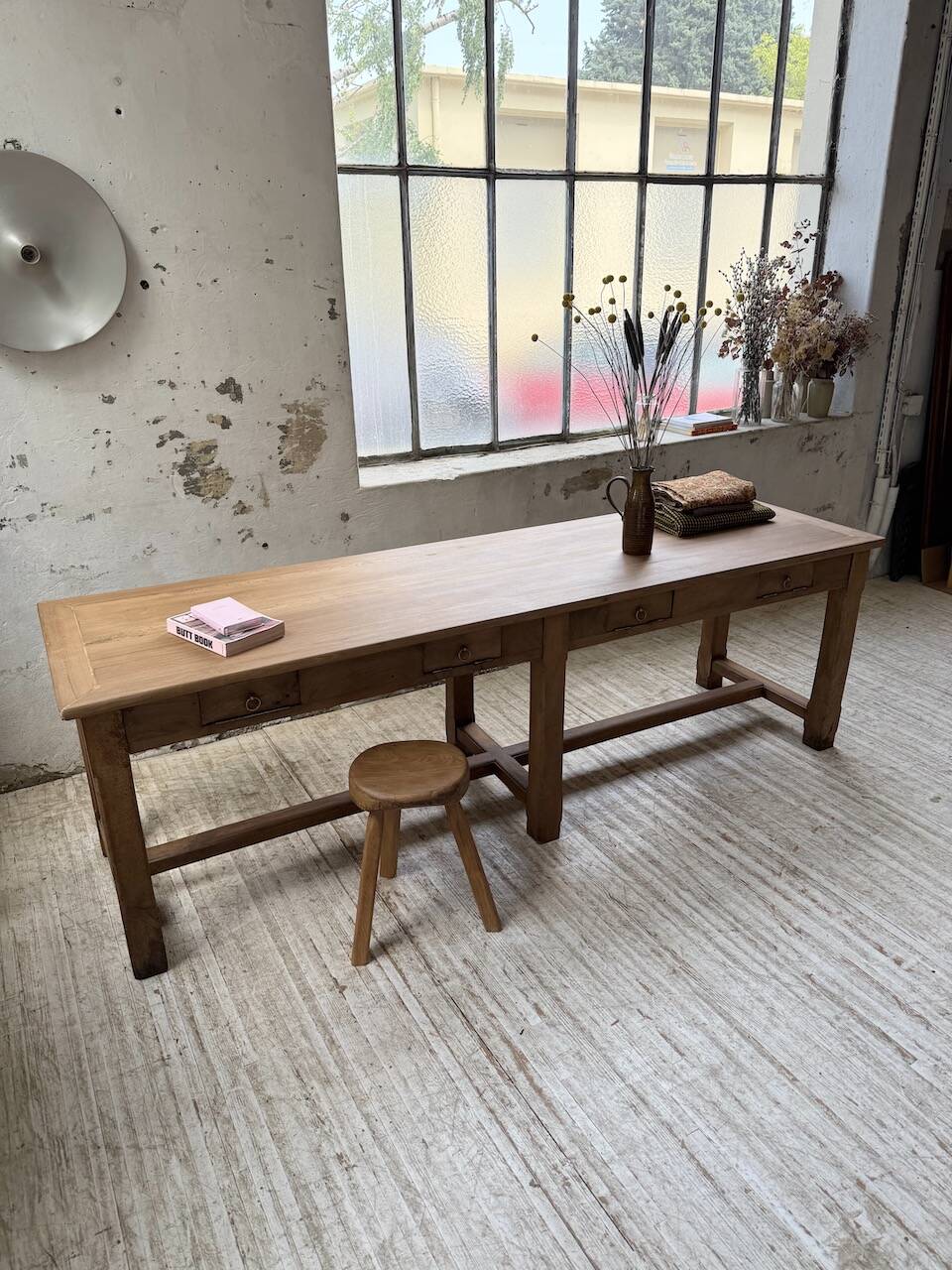 Antique farmhouse or drapery table in walnut, 1900 XL