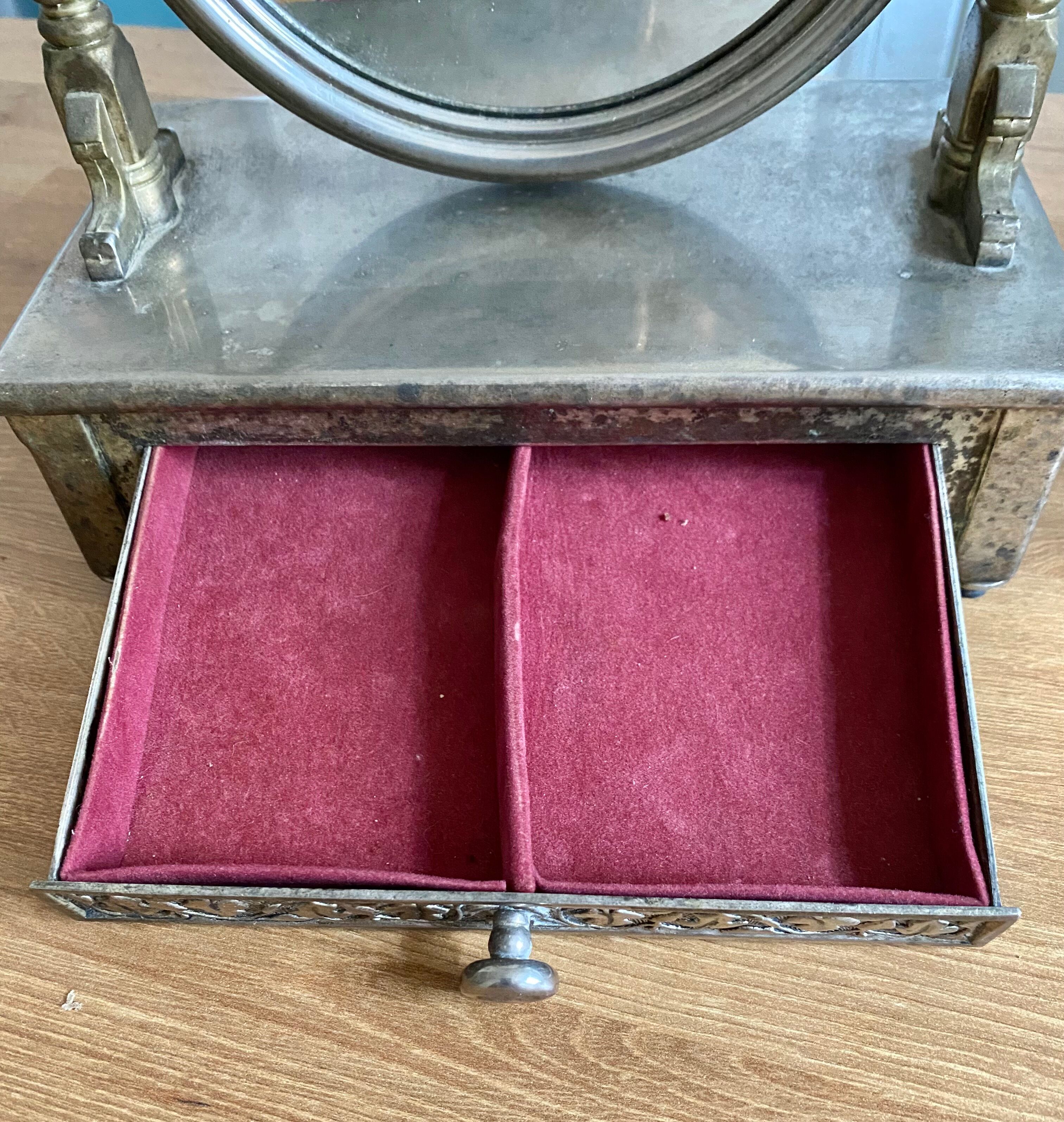 Table mirror, Vera Lucino, silver plated