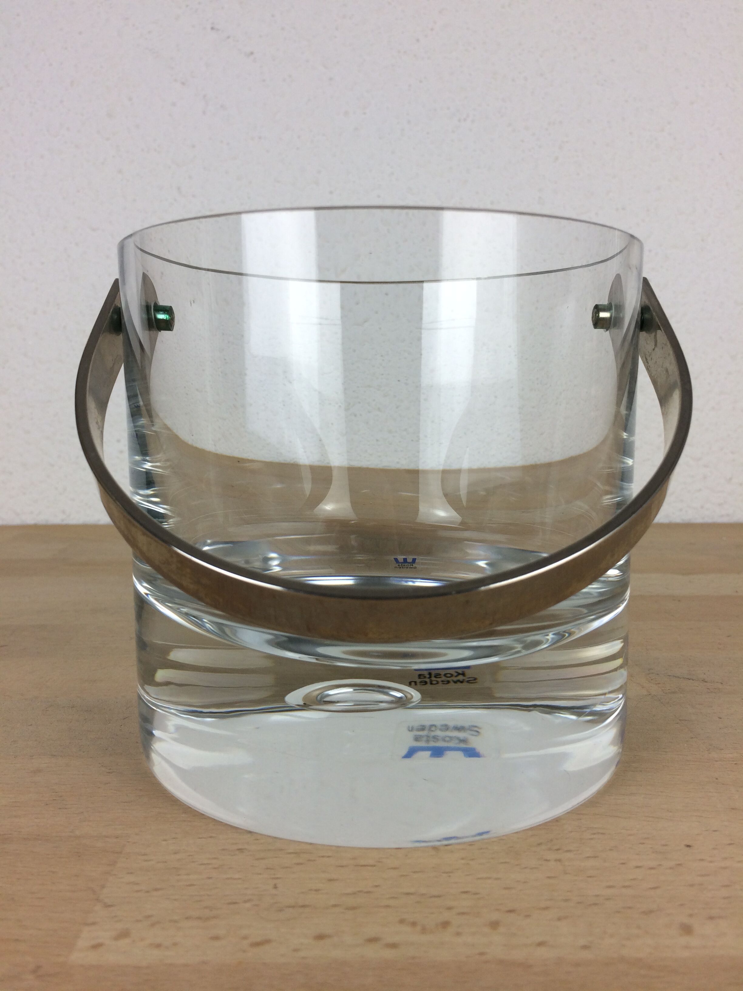 Crystal ice bucket by Vicke Lindstrand for Kosta Sweden, Pippi model