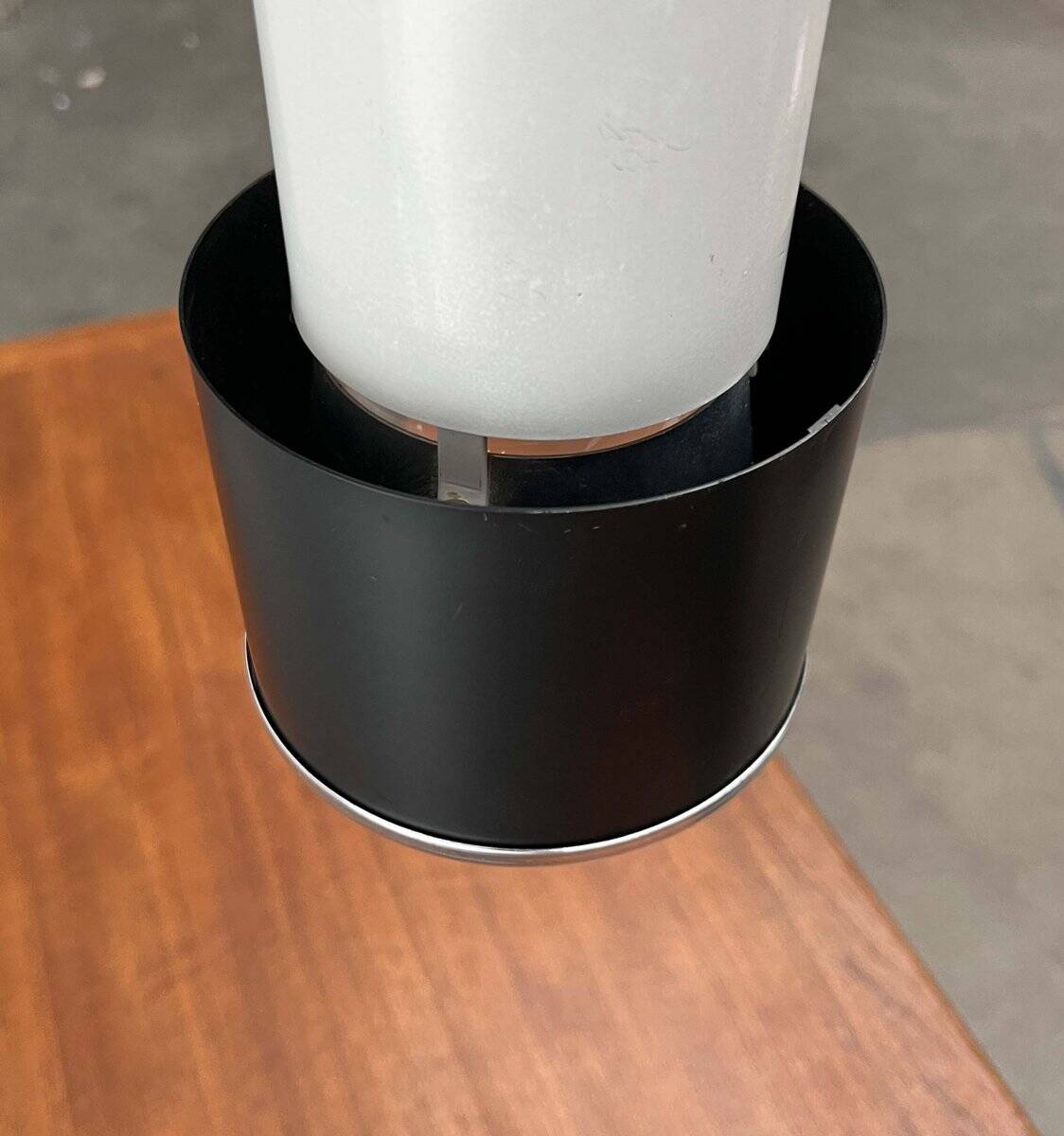 Mid-century minimalist Dutch suspensions attributed to Louis Kalff for Philips, 1950s, set of 4.