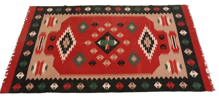 Vintage Kilim rug | 162 x 113 cm