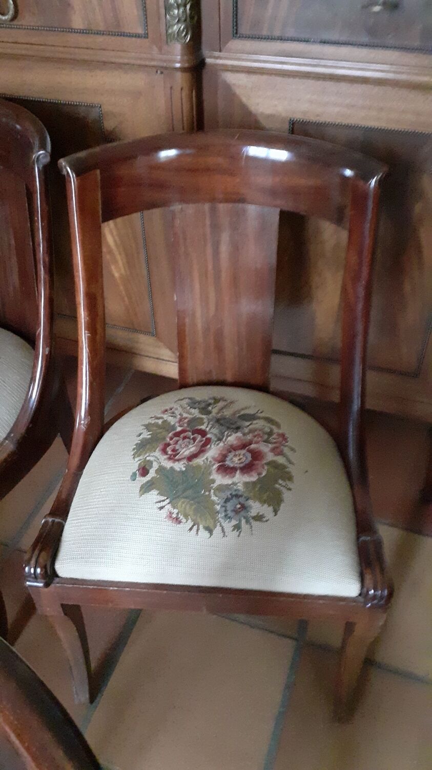 Empire chair