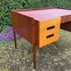 Bureau scandinave des années 60 en teck