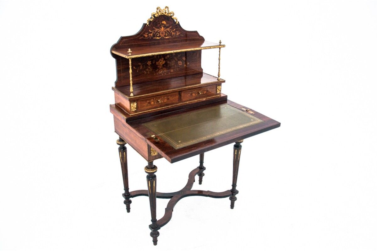 Inlayed desk, Napoleon III, France, circa 1870. Antique.