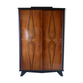 Sliding-door cabinet
