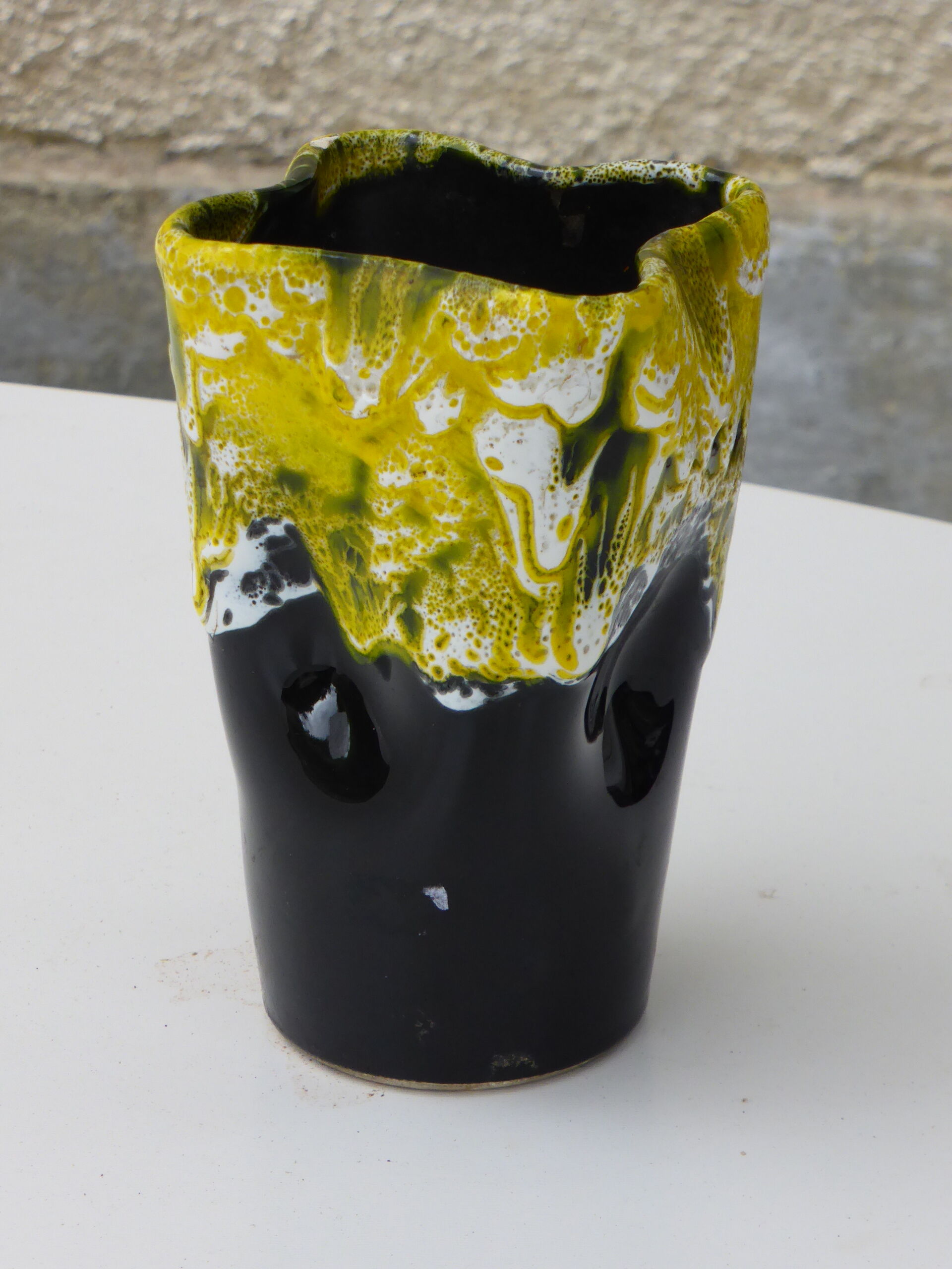 Vallauris vase design and trend in vintage yellow and black enamelled ceramics 1950/60
