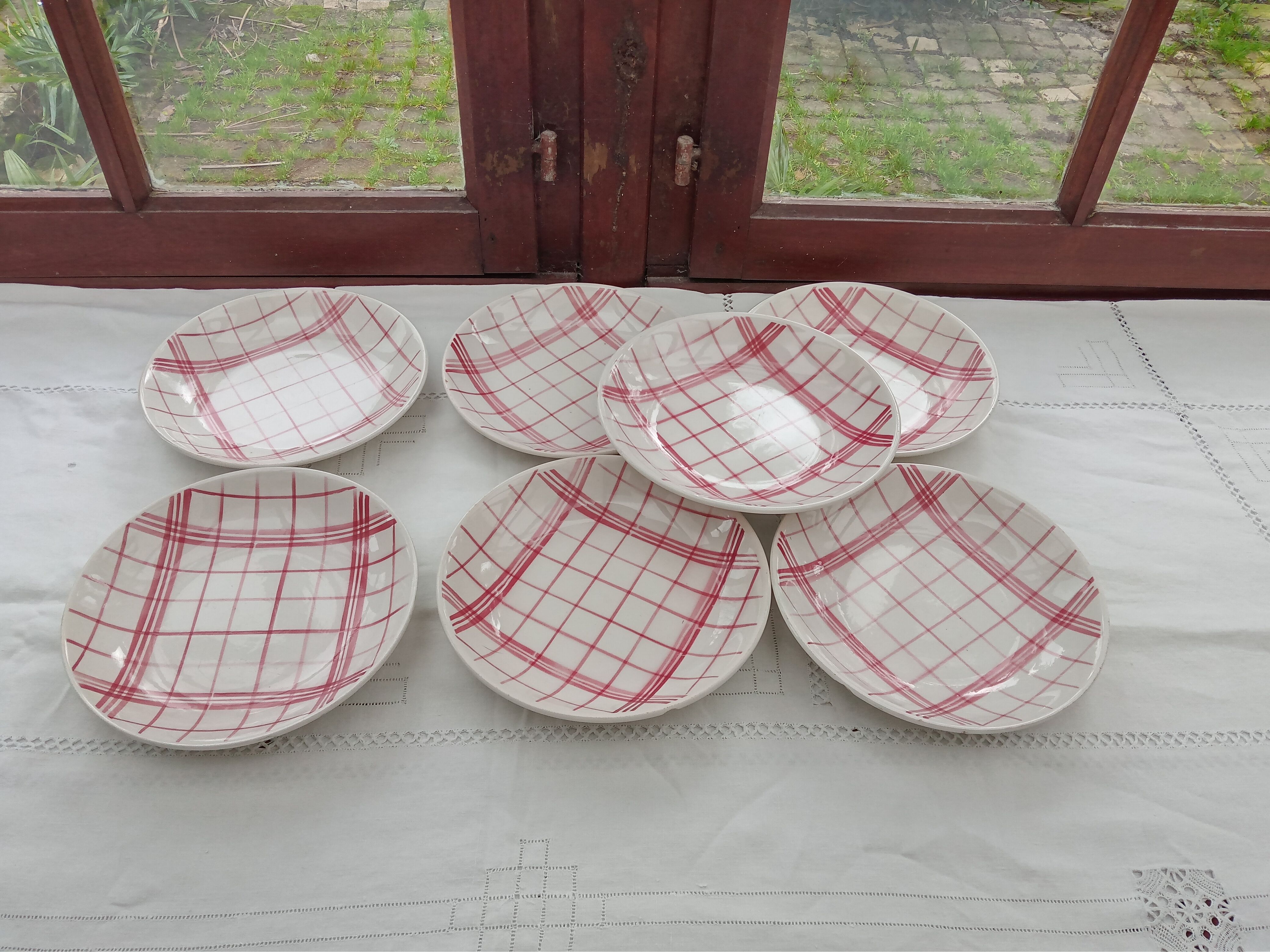 7 hollow plates Moulin des loups