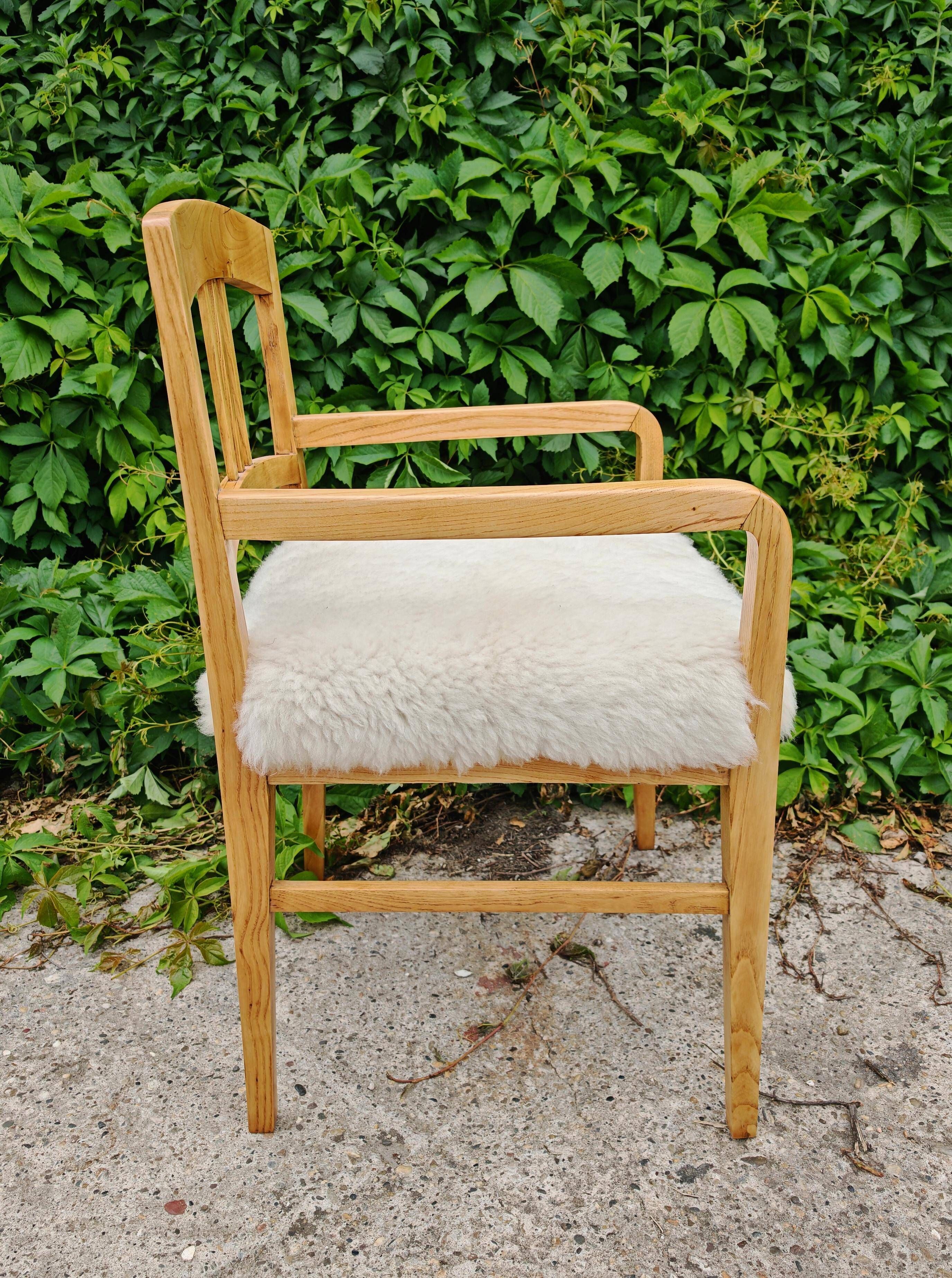 Pair of Jugendstil armchairs in solid ash and sheepskin 1910