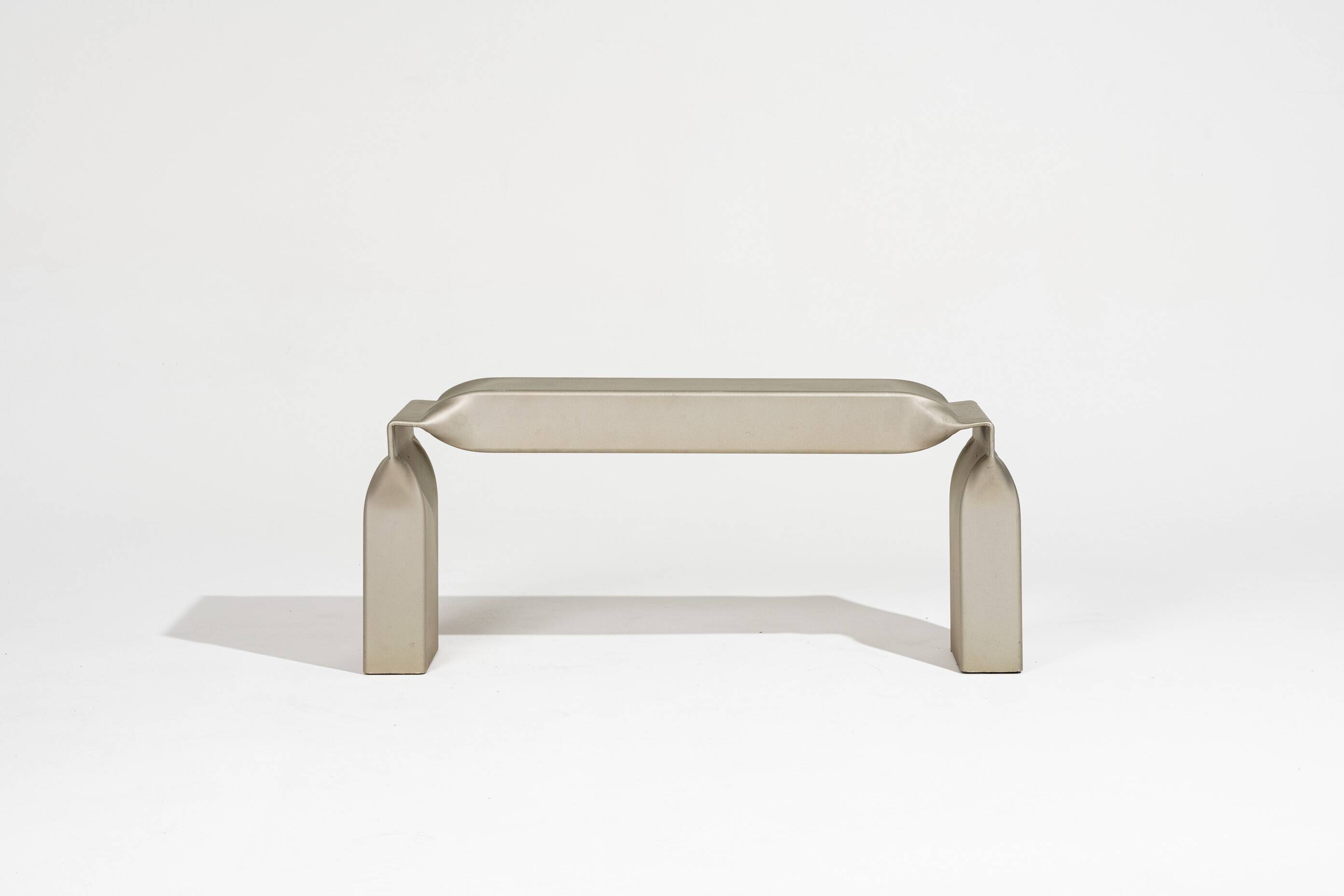 "Tube stool" bench in galvanized steel