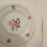 Set of 6 dinner plates and 6 dessert plates.