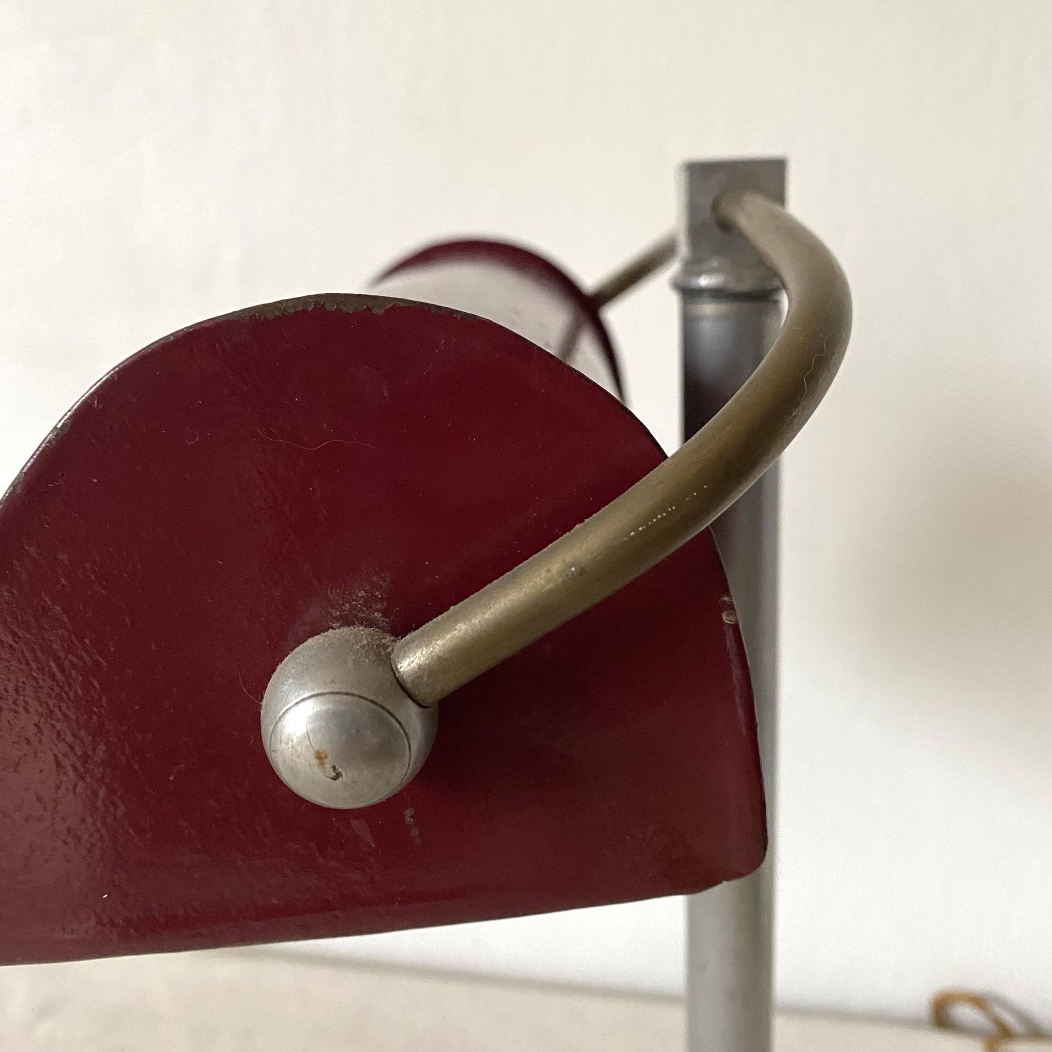 Lampe de bureau art déco en alu et tôle